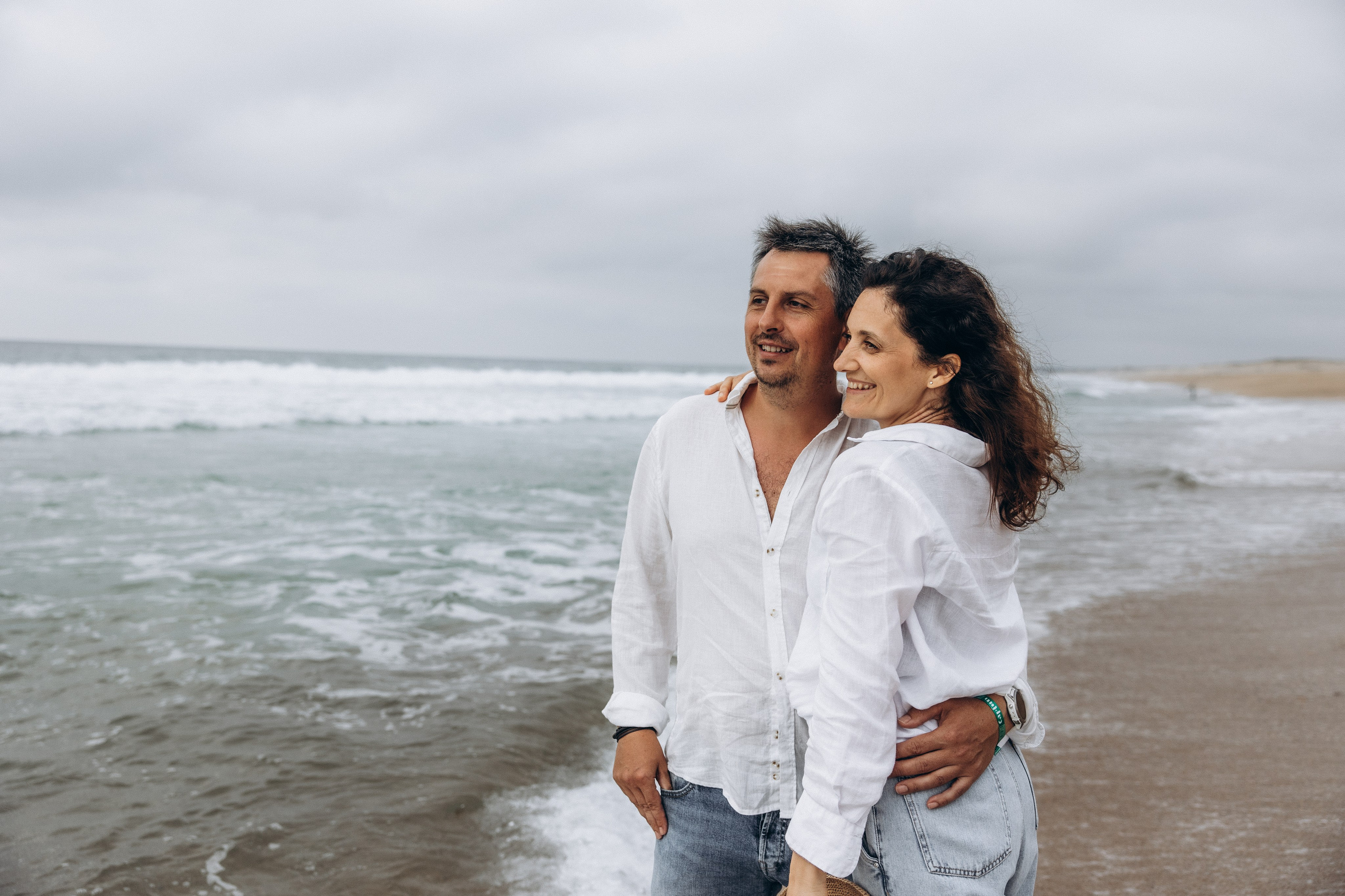 “Love story” session in Toulouse, France. Eugenie Smirnova — wedding, corporate and lifestyle photographer in Toulouse and Southwest France