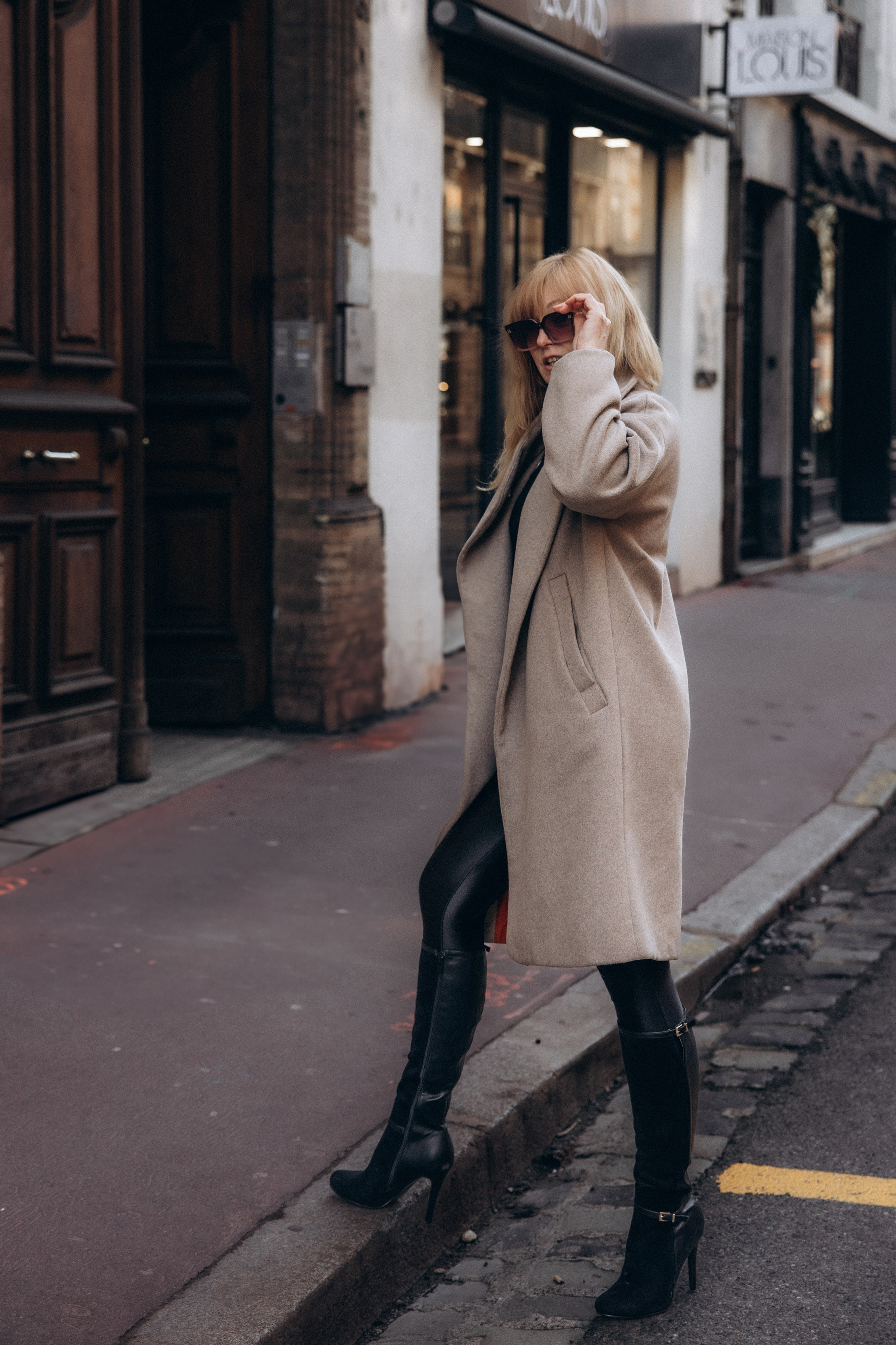 Content photo session in Toulouse. Eugenie Smirnova — wedding, corporate and lifestyle photographer in Toulouse and Southwest France