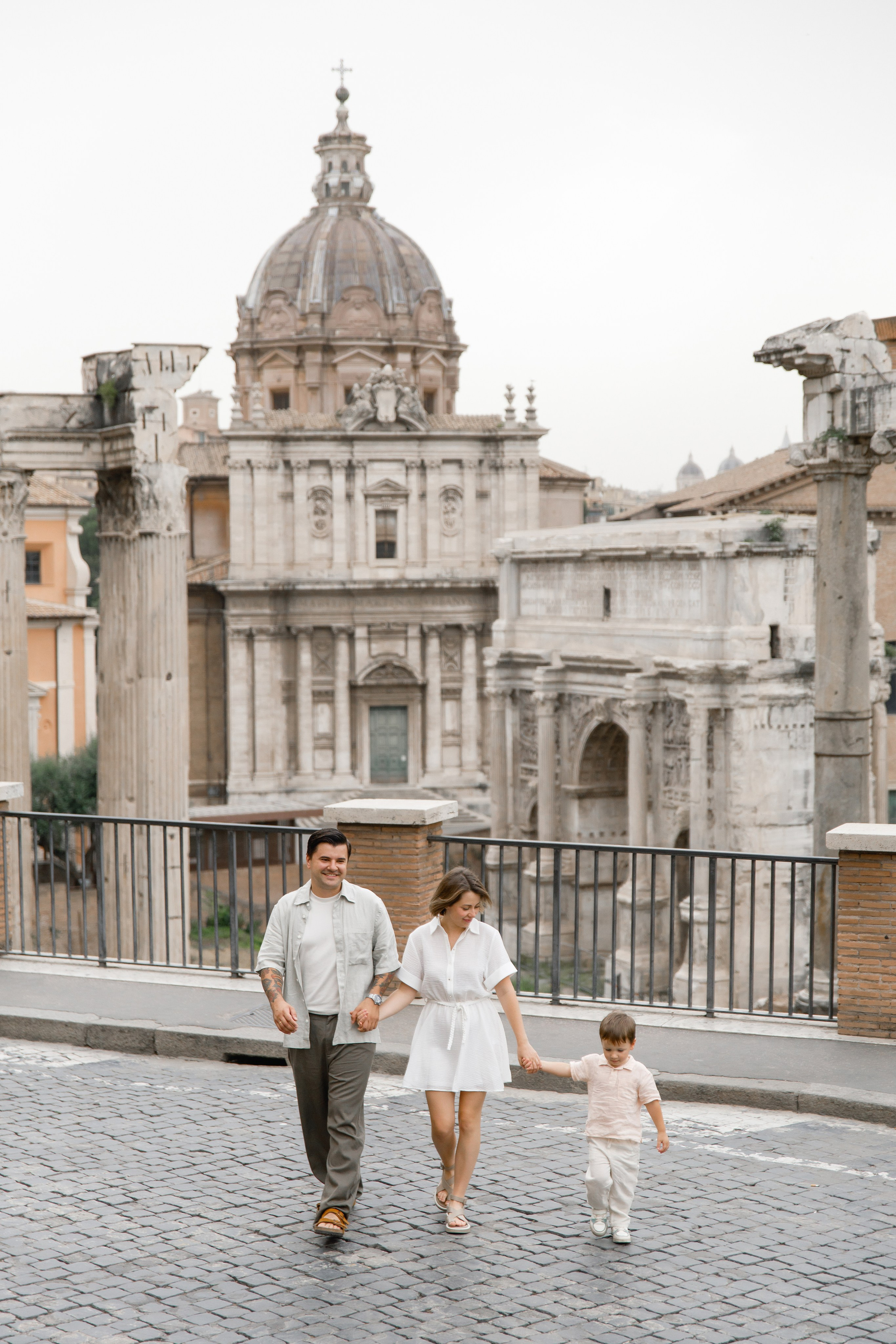 Wedding photographer Italy Rome, Tuscany, Lake Como, Sicily, Puglia. Wedding Photographer Rome Tuscany Como Sicily Puglia Amalfy Italy- Oksana Savenchuk