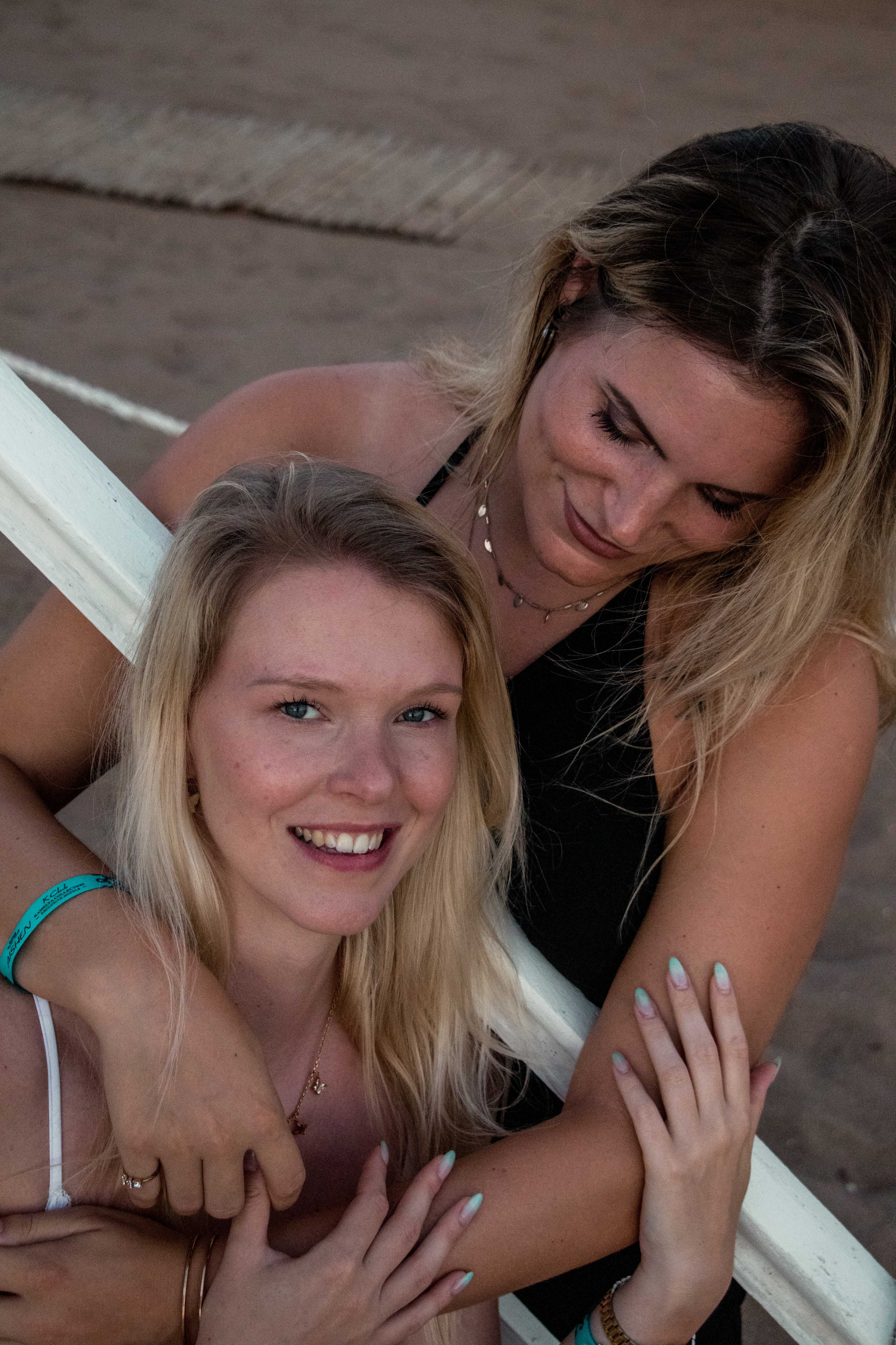 Friends. Tatyana Van Hedent een fotograaf te Zele, Oost-Vlaanderen