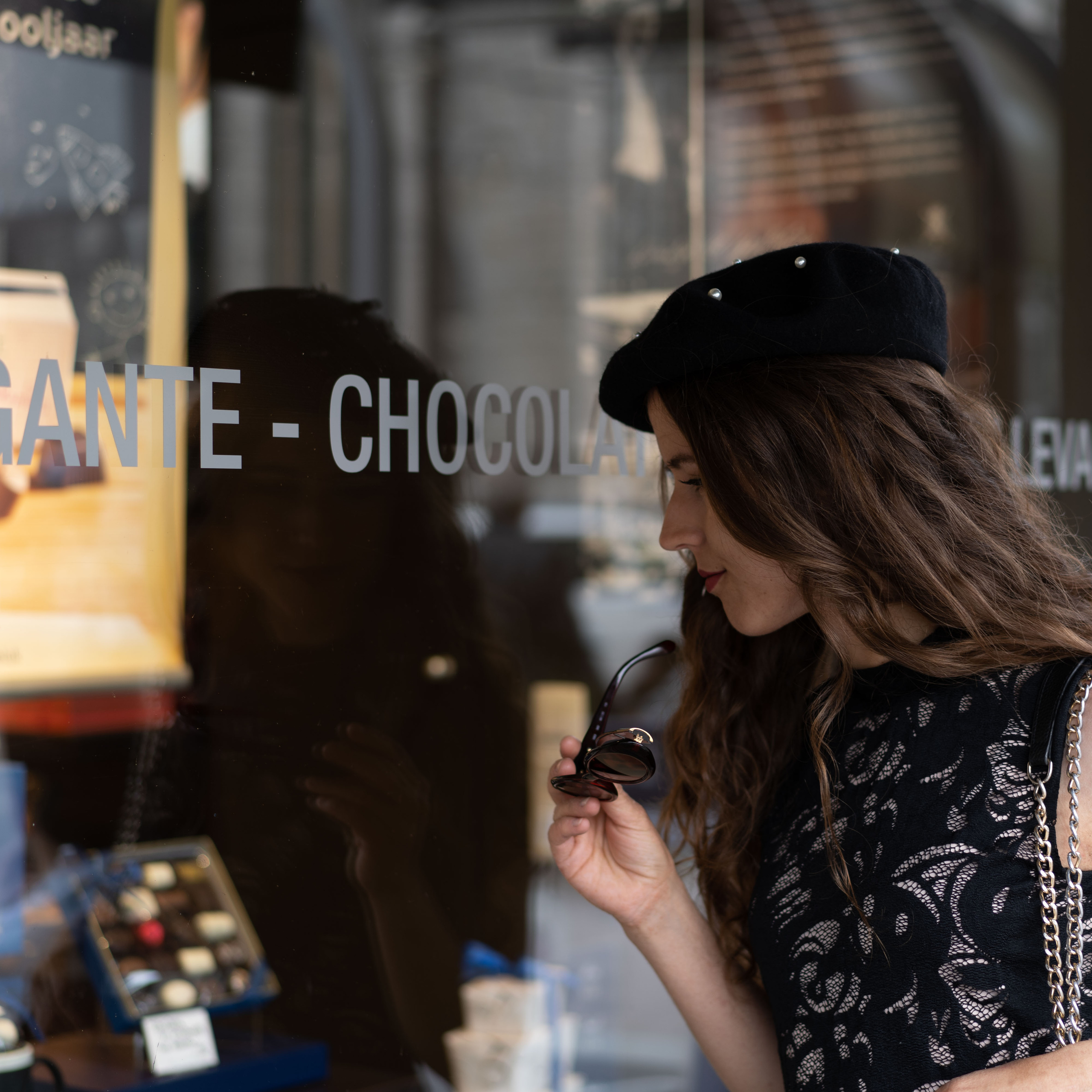 Little black dress / Gent. Tatyana Van Hedent een fotograaf te Zele, Oost-Vlaanderen