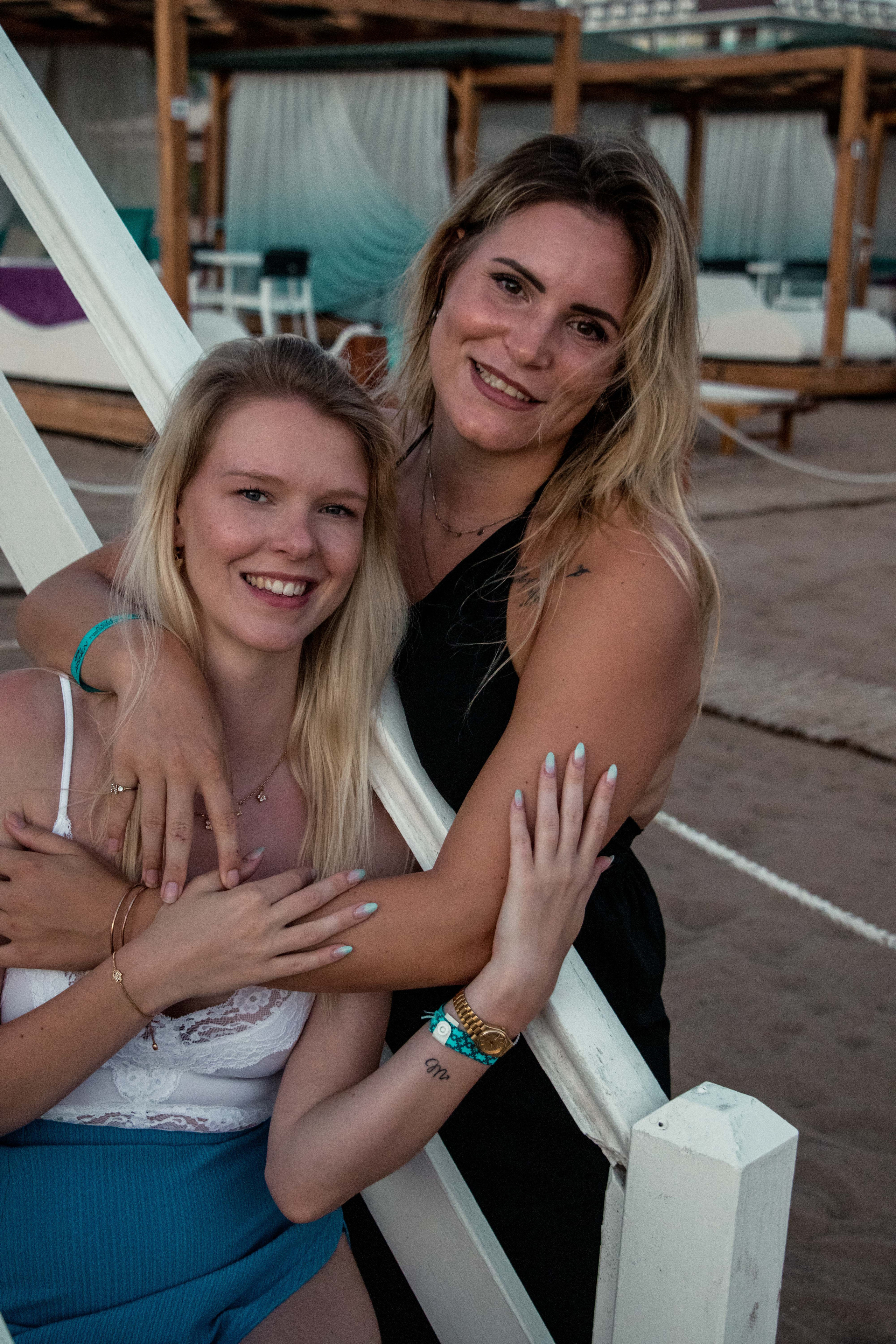 Friends. Tatyana Van Hedent een fotograaf te Zele, Oost-Vlaanderen