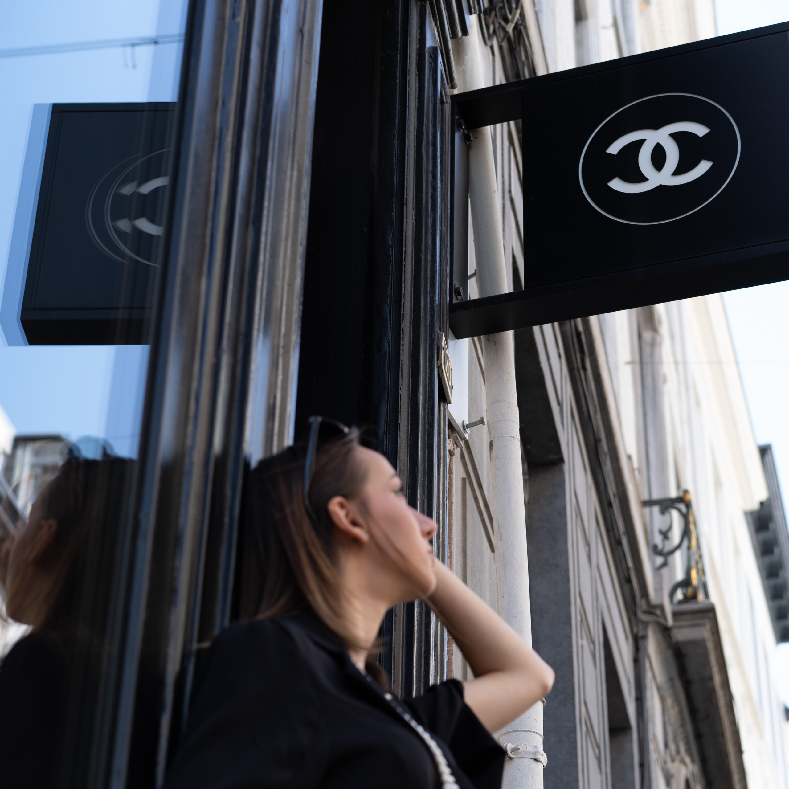 Little black dress / Antwerp. Tatyana Van Hedent een fotograaf te Zele, Oost-Vlaanderen
