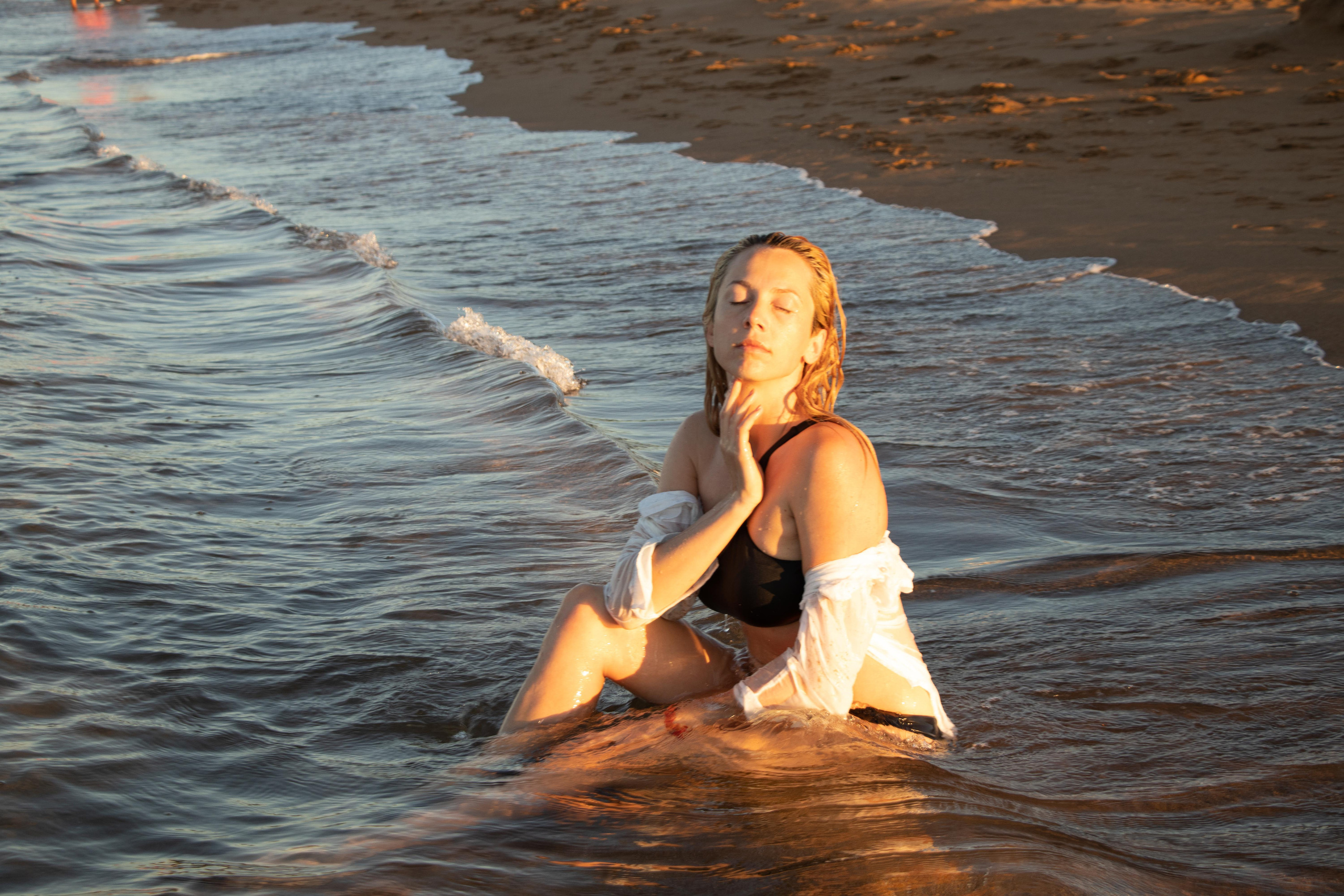 Beach photoshoot. Tatyana Van Hedent een fotograaf te Zele, Oost-Vlaanderen