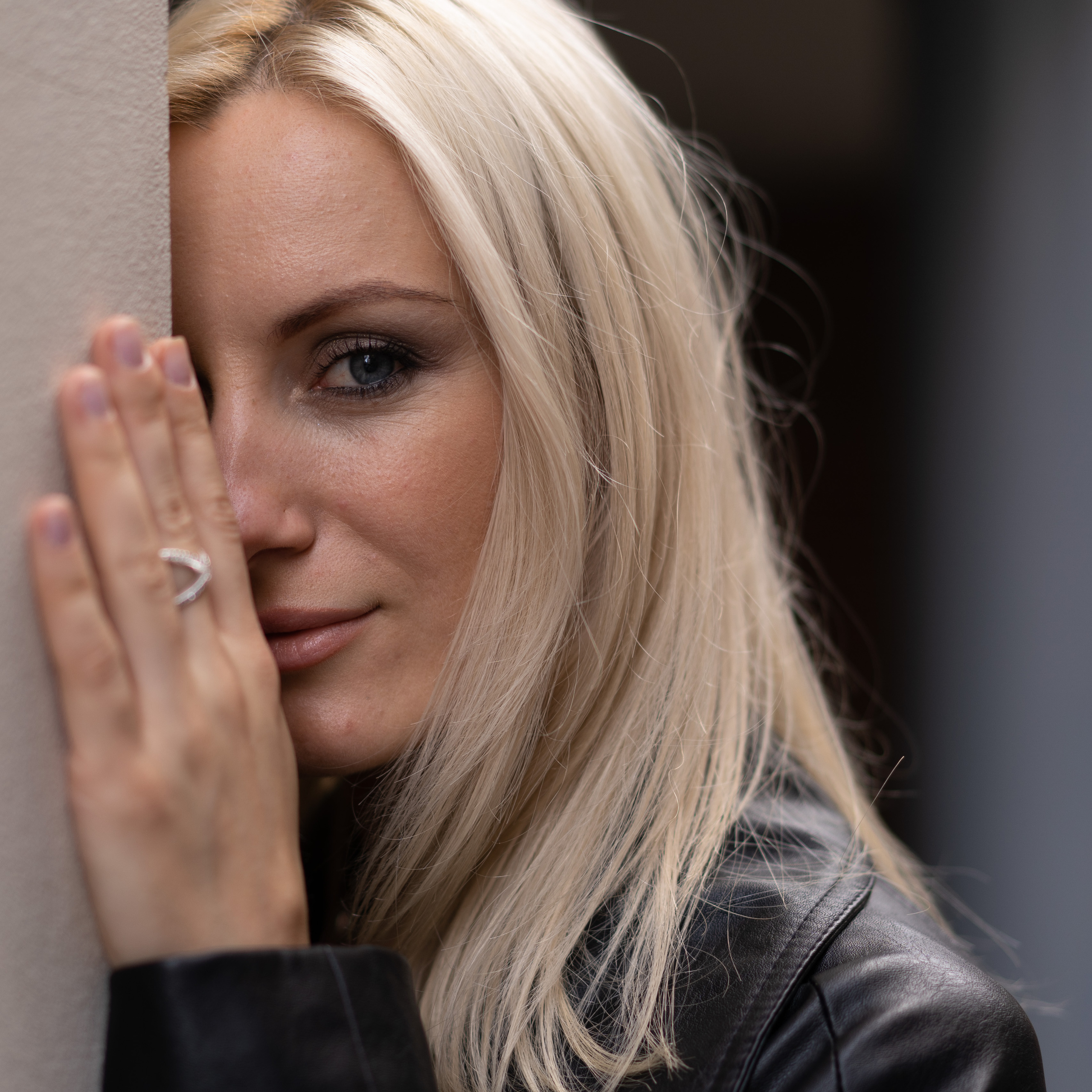 Little black dress / Brussel. Tatyana Van Hedent een fotograaf te Zele, Oost-Vlaanderen