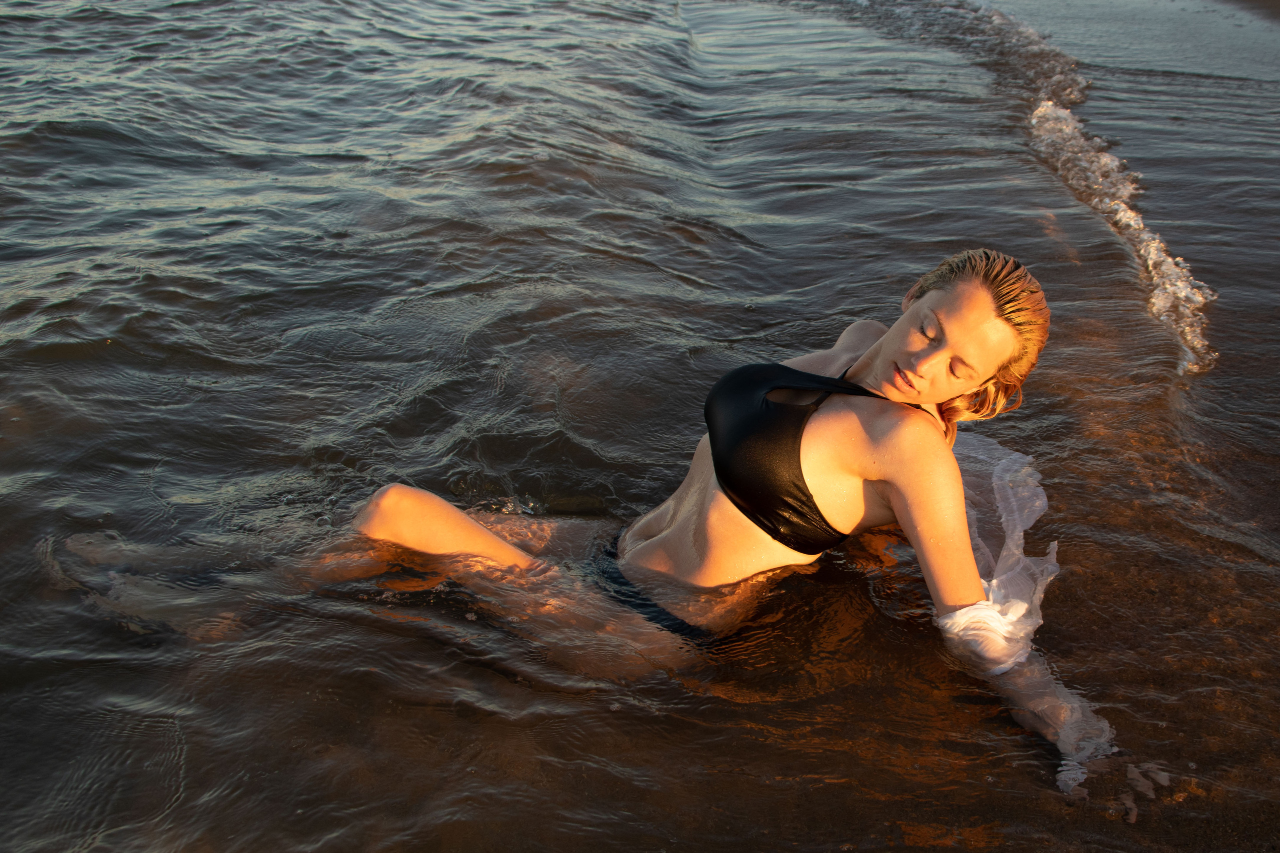 Beach photoshoot. Tatyana Van Hedent een fotograaf te Zele, Oost-Vlaanderen