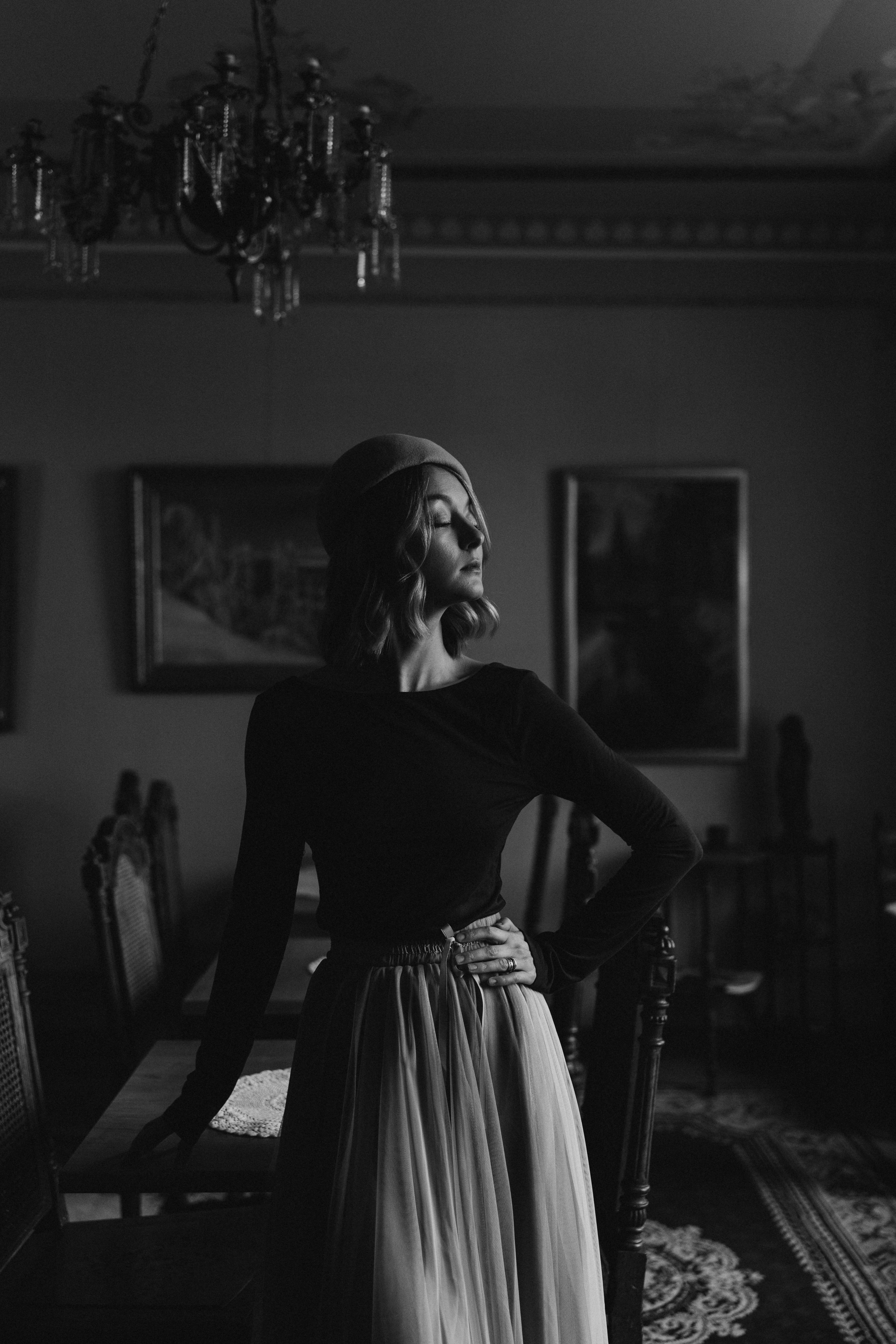 Woman phoshoot. Wedding and portrait photographer in Helsinki Vickan O