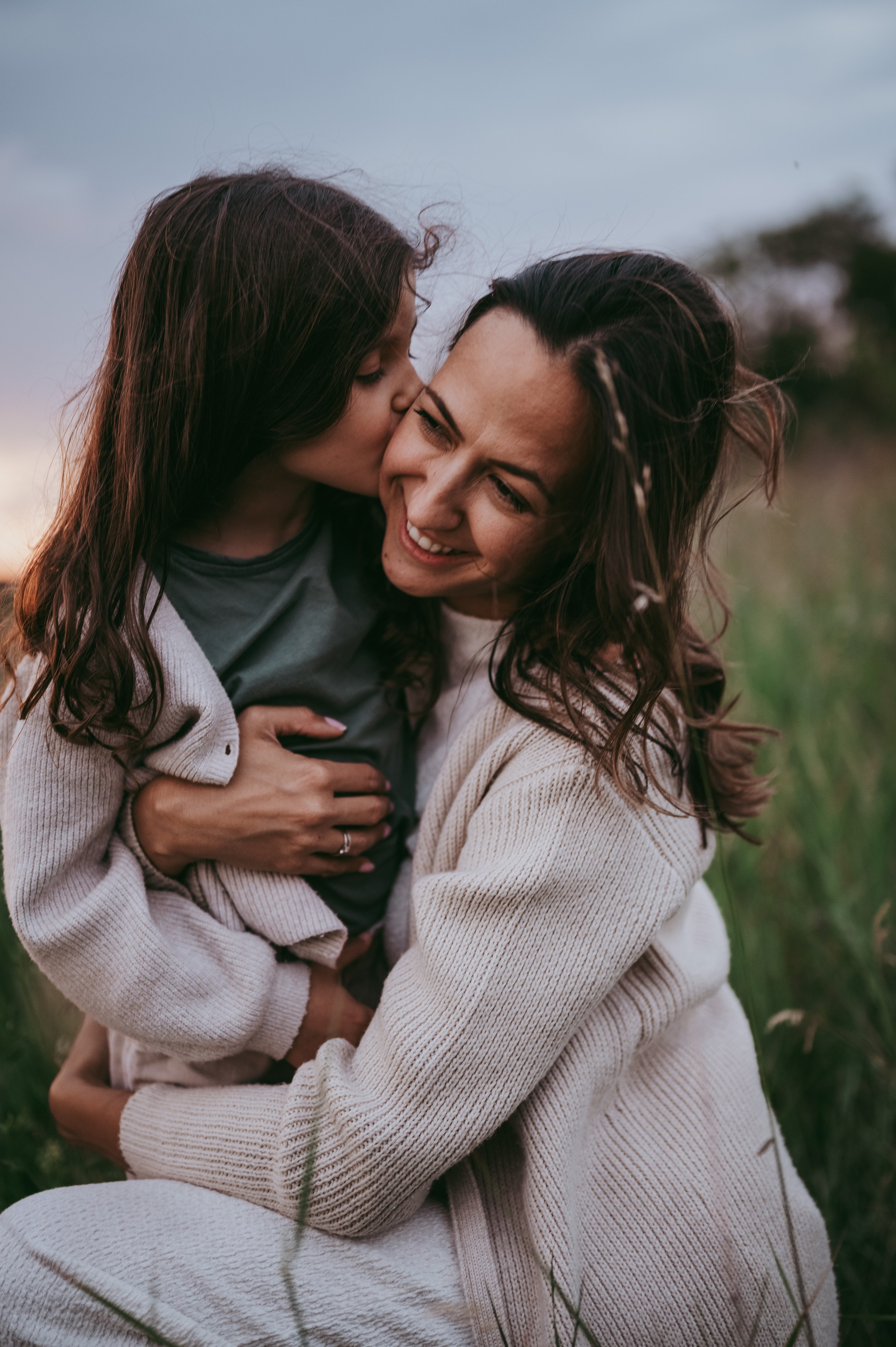 Bojana i Srna / mammy and me photosession. Deciji i porodicni fotograf u Beogradu Oksana Skendzic
