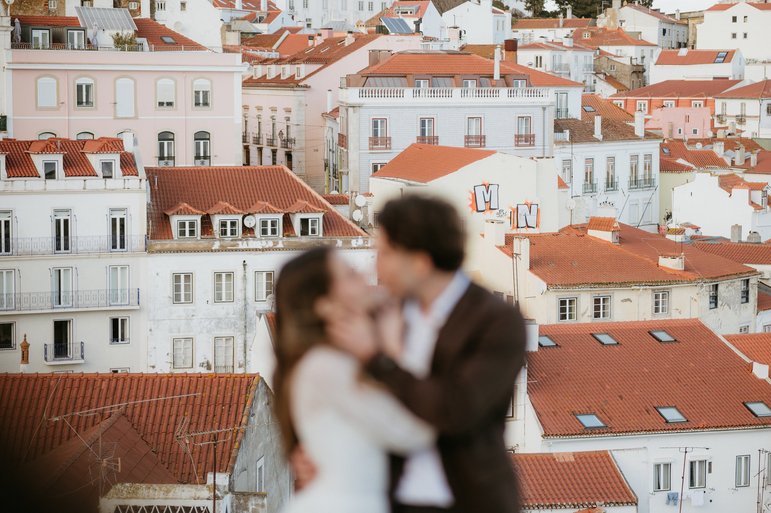 Ședință foto romantică în Lisabona – Inspirație pentru fotografiile de nuntă. Valentin Melen - fotograf de nunta 🤍