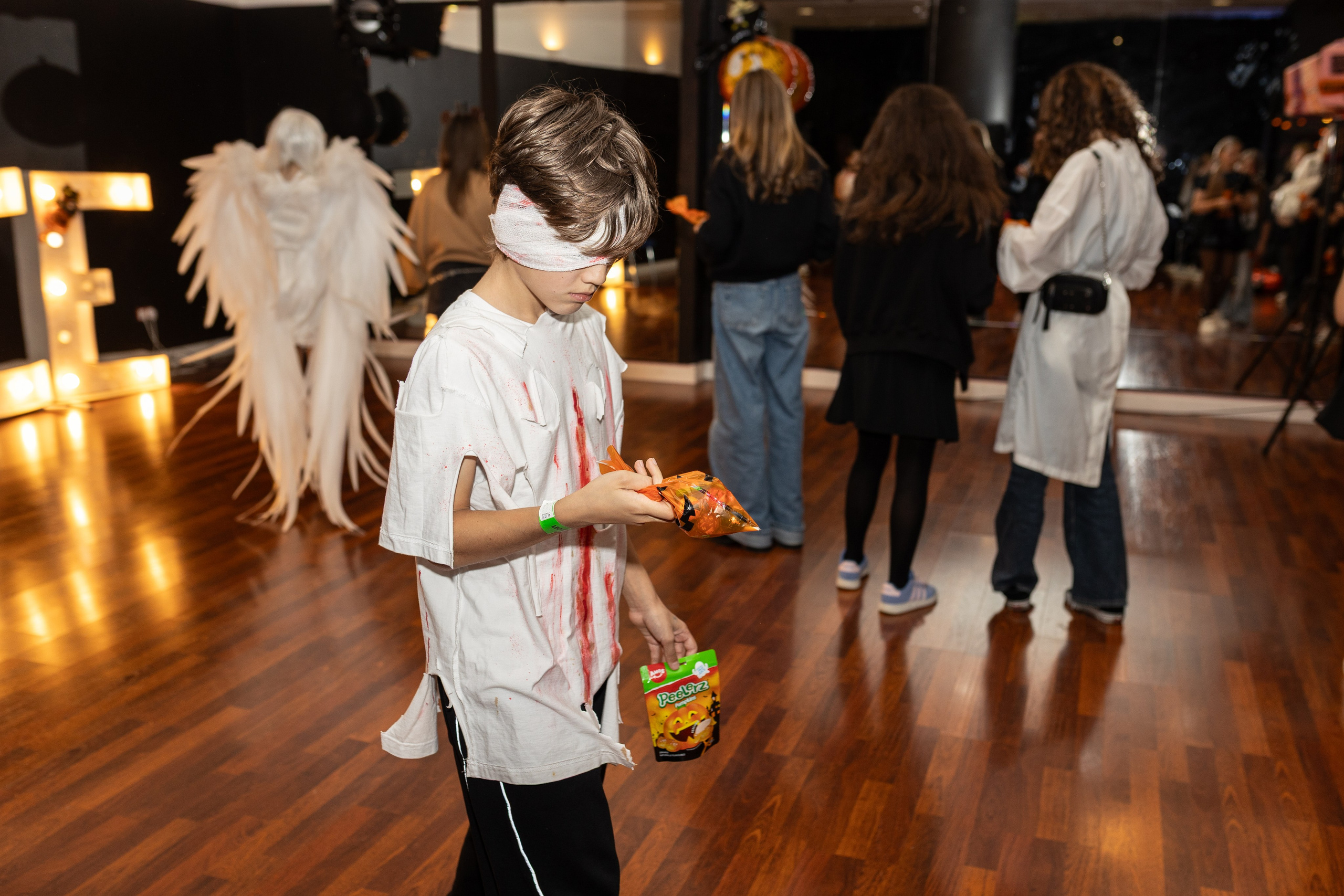 Leo dance studio Helloween 2025. Семейный и детский фотограф в Варшаве Мила Бобровская