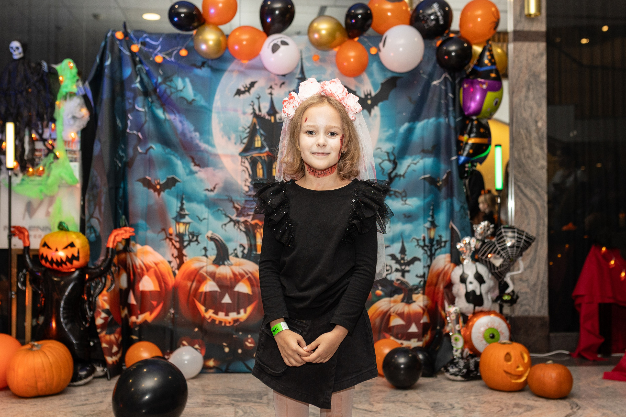 Leo dance studio Helloween 2025. Семейный и детский фотограф в Варшаве Мила Бобровская