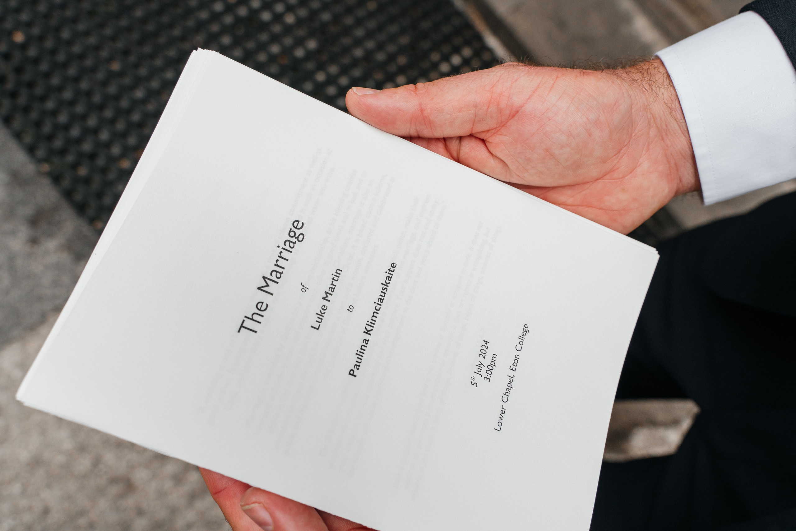 Wedding ceremony at The Lower chapel in Eton, Wedding in Eton, wedding photographer in Eton, wedding photographer in Eton