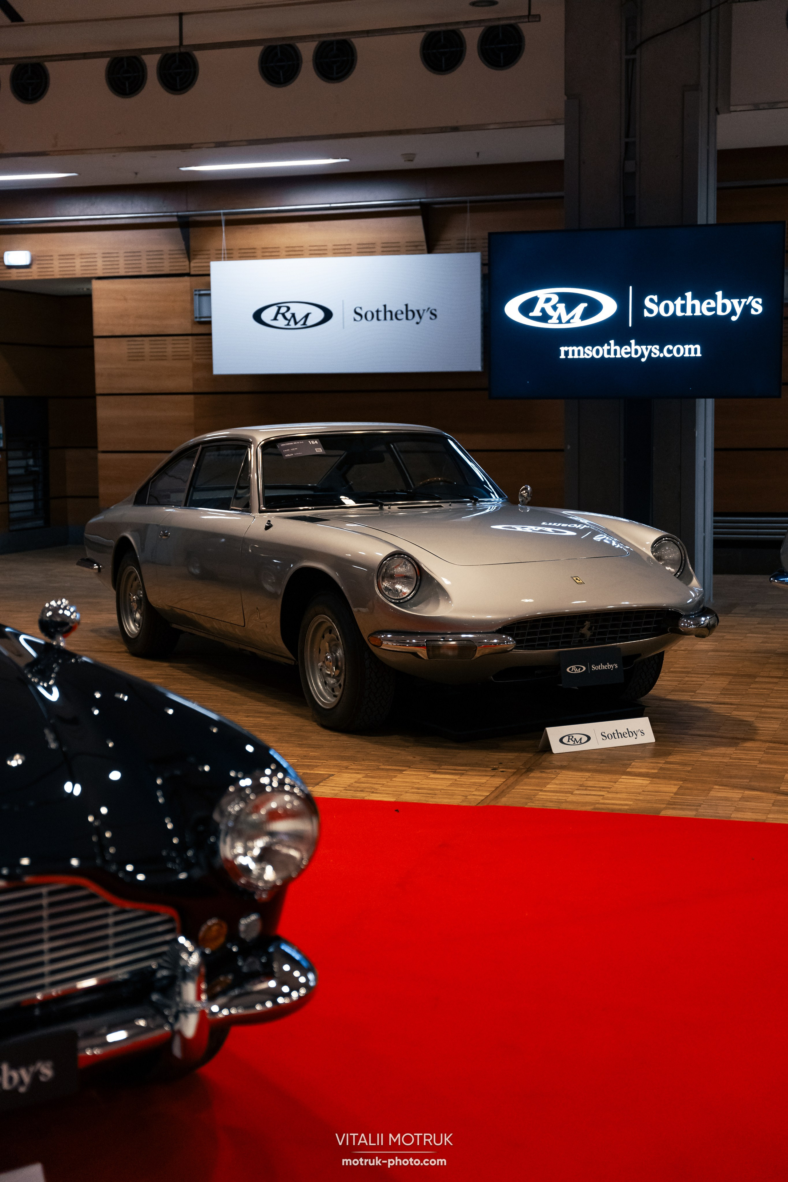 RM Sothebys 2025. Photographe de voitures à Paris — Vitalii Motruk
