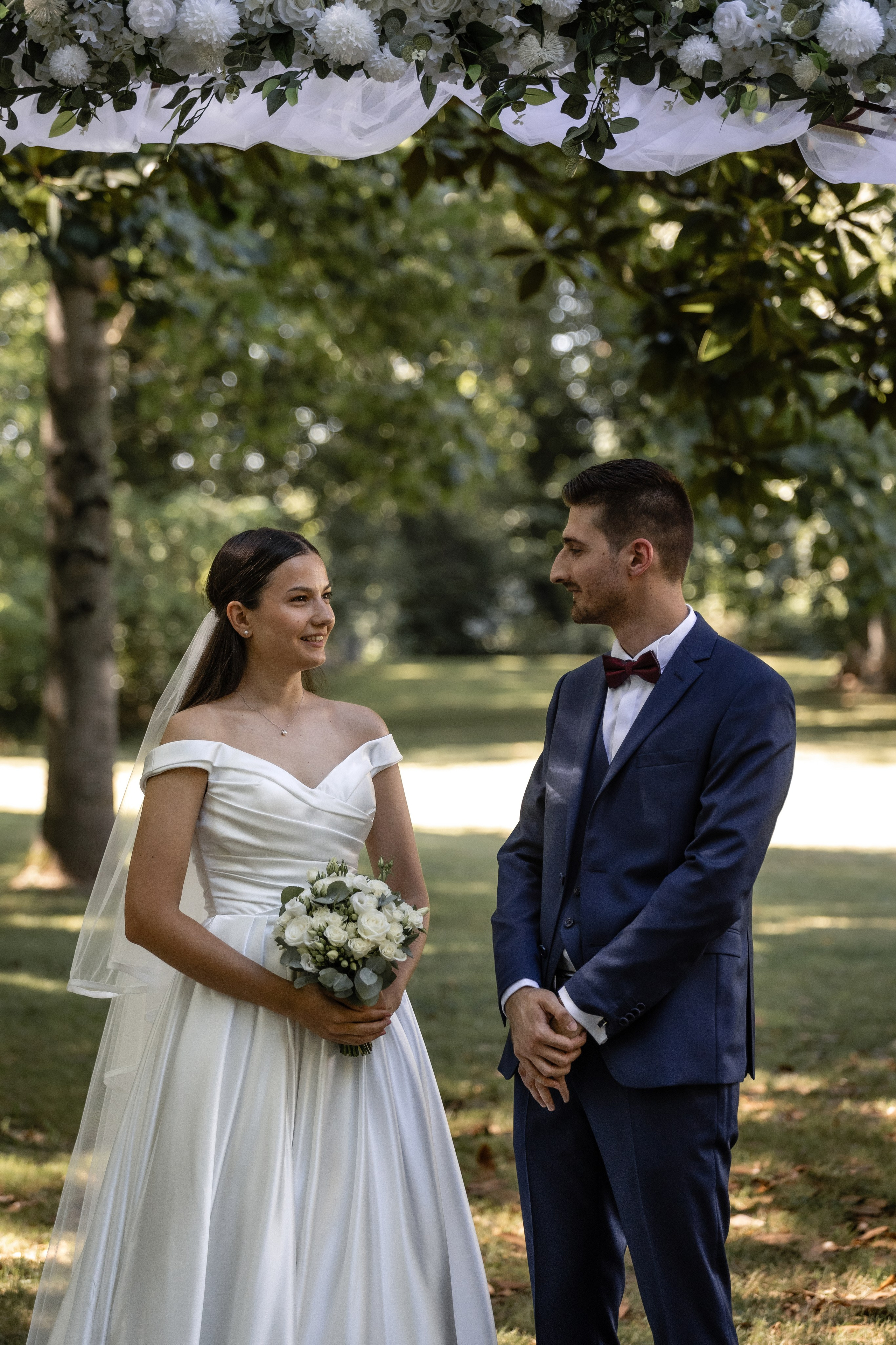 Wedding in Domaine De Montcausson. Eugenie Smirnova — wedding, corporate and lifestyle photographer in Toulouse and Southwest France
