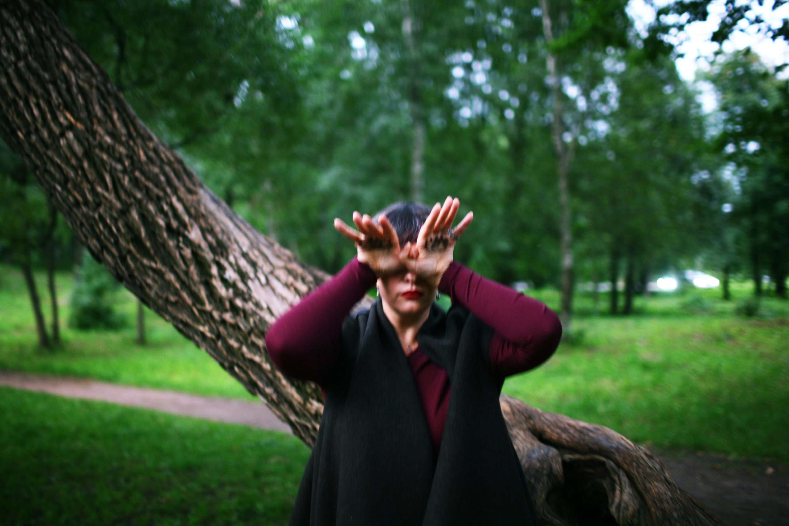 Anna and the fire. Victoria Dini. Art photography in London / Folkestone, UK