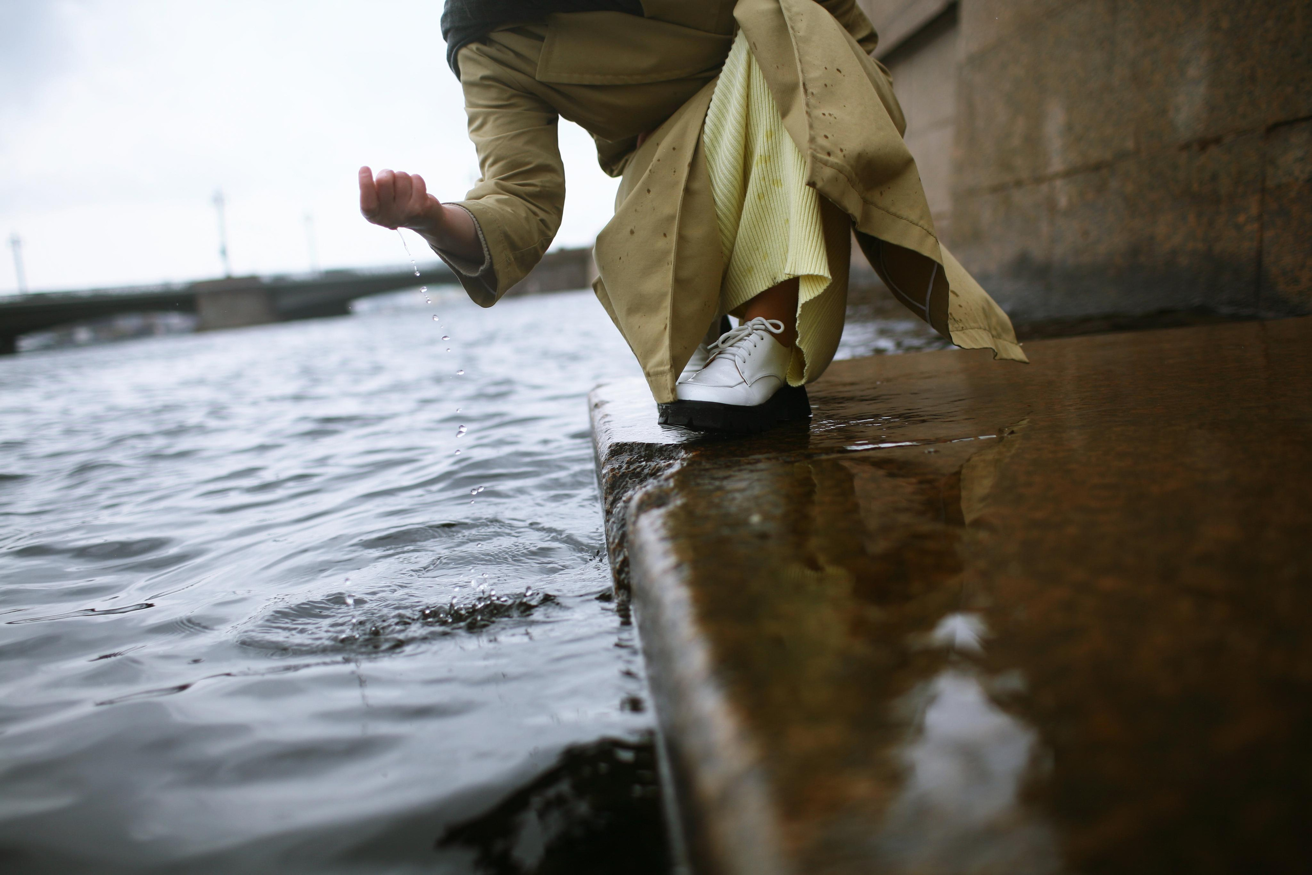 Natalie. Breathe listen breathe. Victoria Dini. Art photography in London / Folkestone, UK