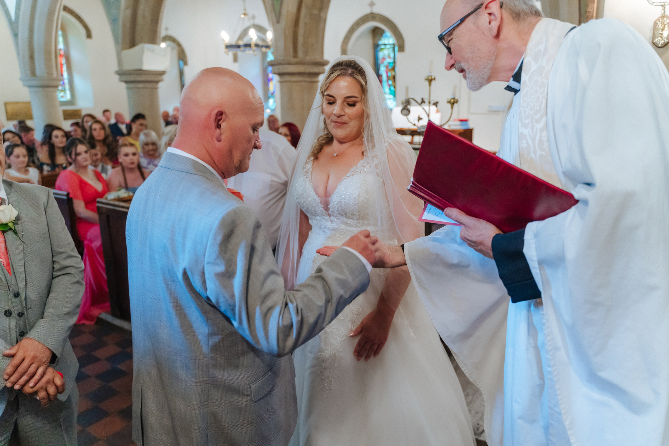 Wedding at Bird Hills Golf Centre. Photographer in England Ekaterina Romanova