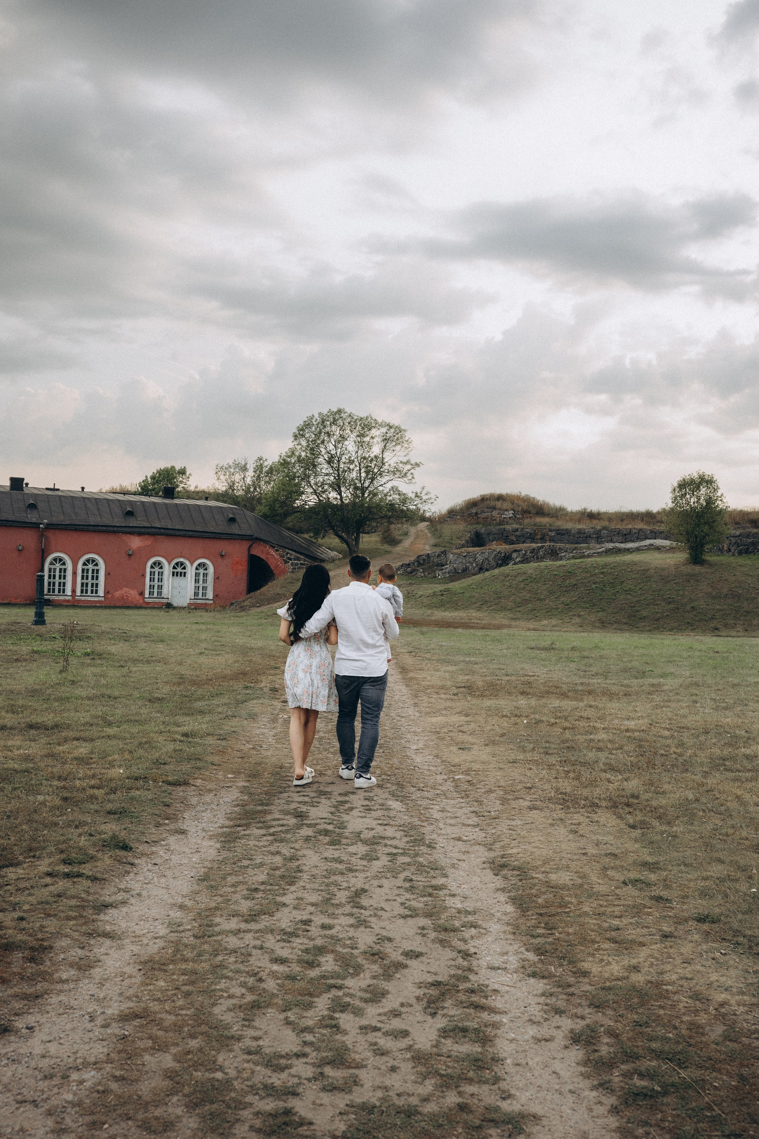 Summer. Wedding and portrait photographer in Helsinki Vickan O