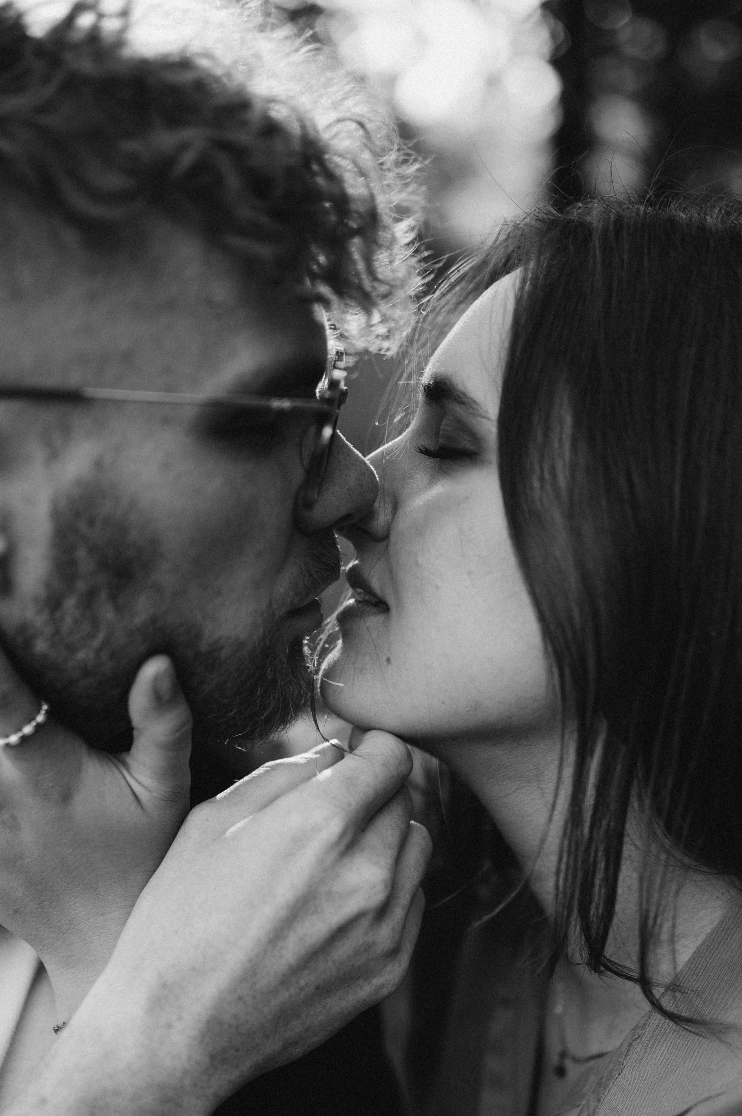 Rain & Sun | Love Story in Wolframs-Eschenbach. Фотограф в Нюрнберге Ирина Менерт из Ансбаха