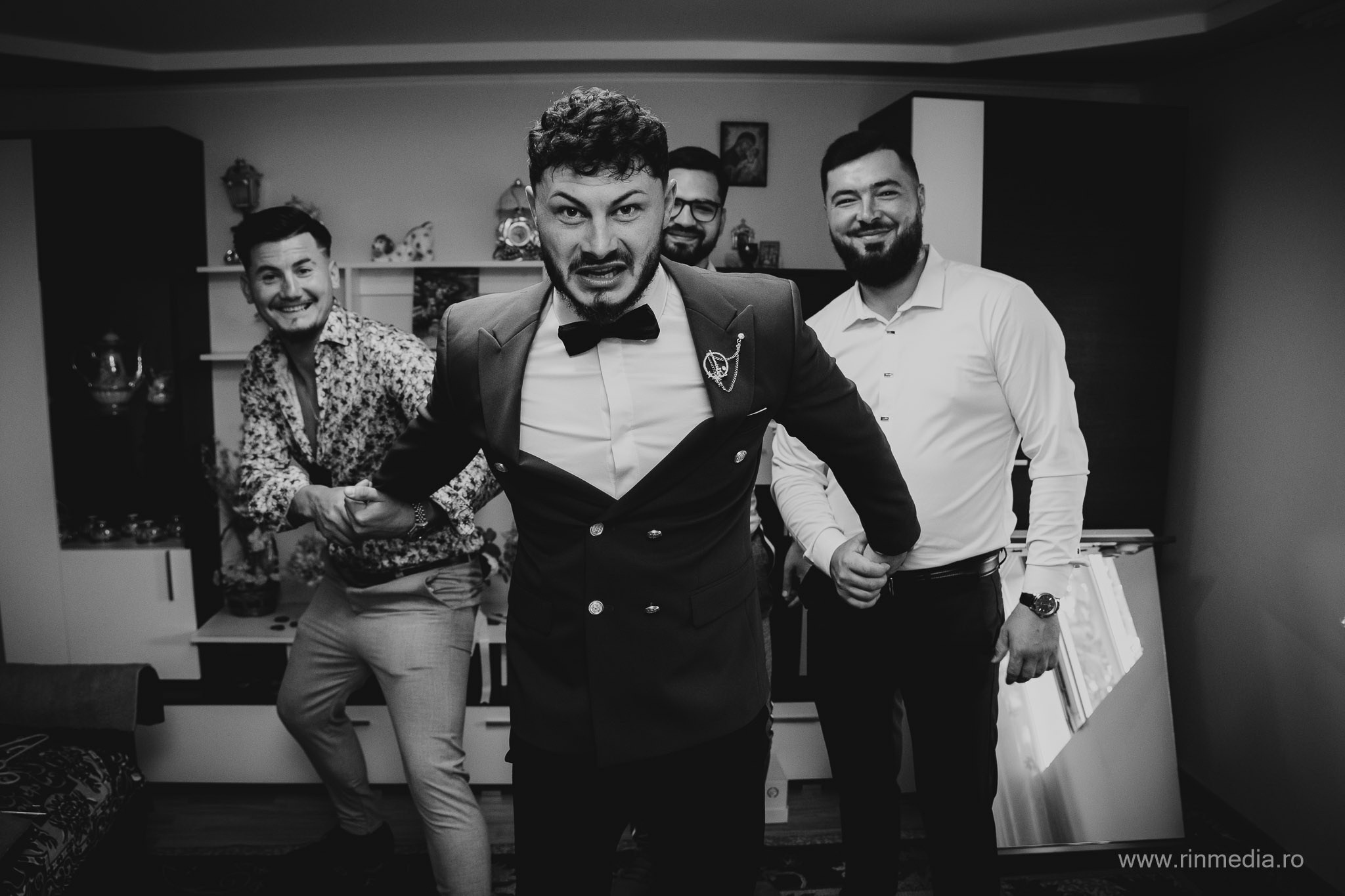 Marius & Claudia. Fotograf de Nunta Focsani