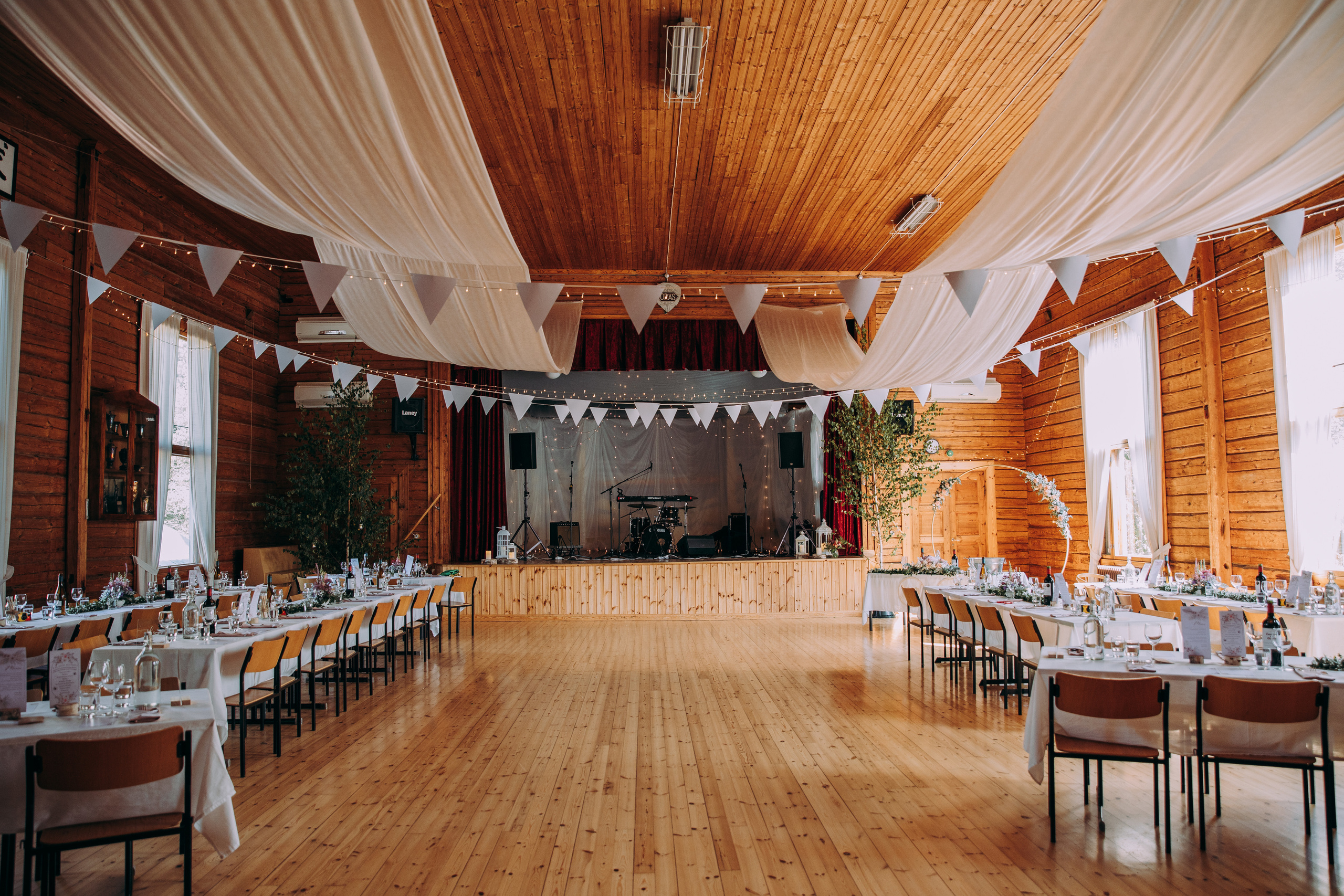 TAPAHTUMAKUVAUKSET/JUHLAKUVAUKSET. Valokuvaaja Itä-Uudellamaalla Viktoria photography