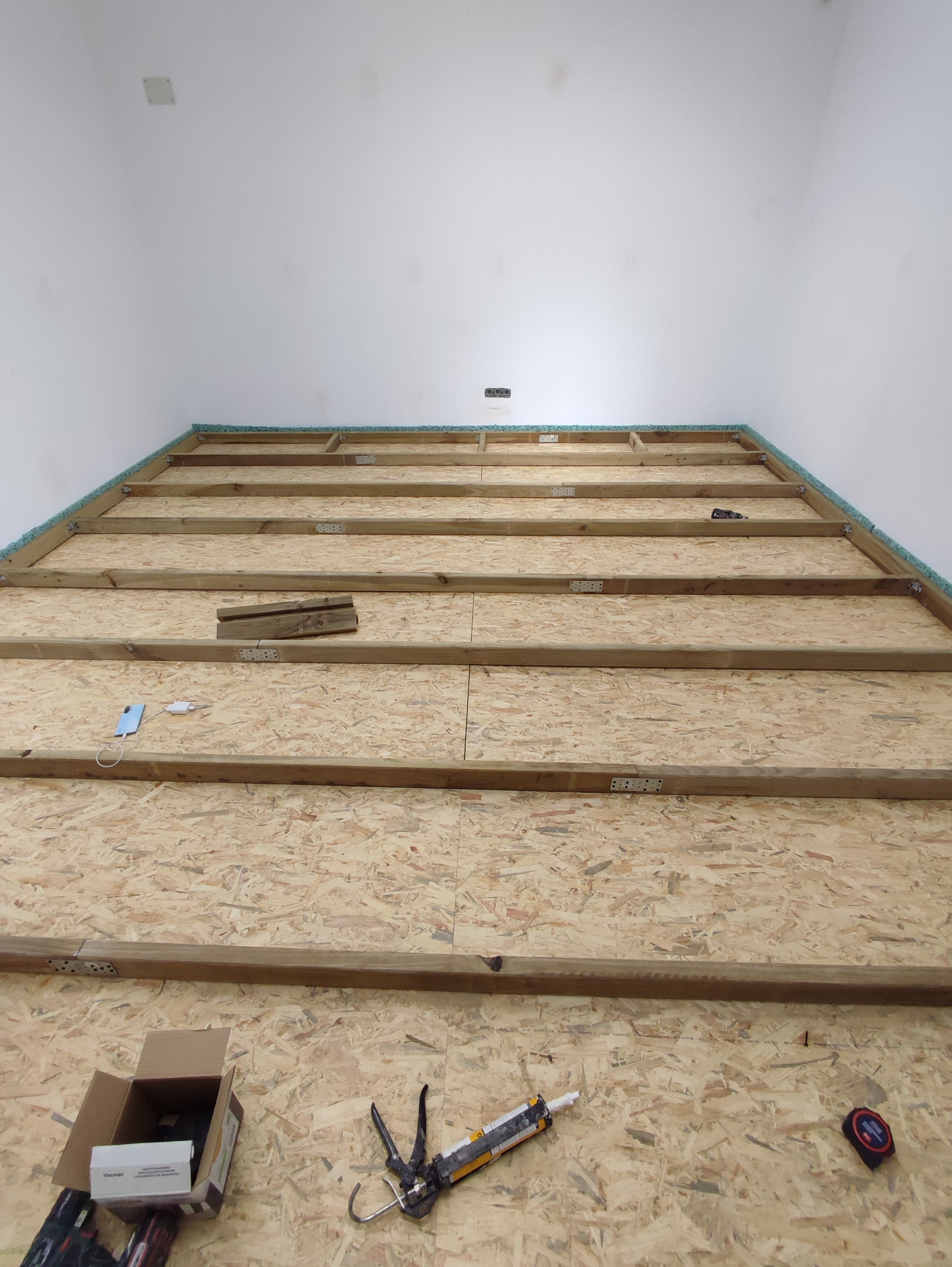 Proyectos. Reformas integrales de pisos, baños y cocinas con aislamiento acústico en Barcelona | B22 Reforma