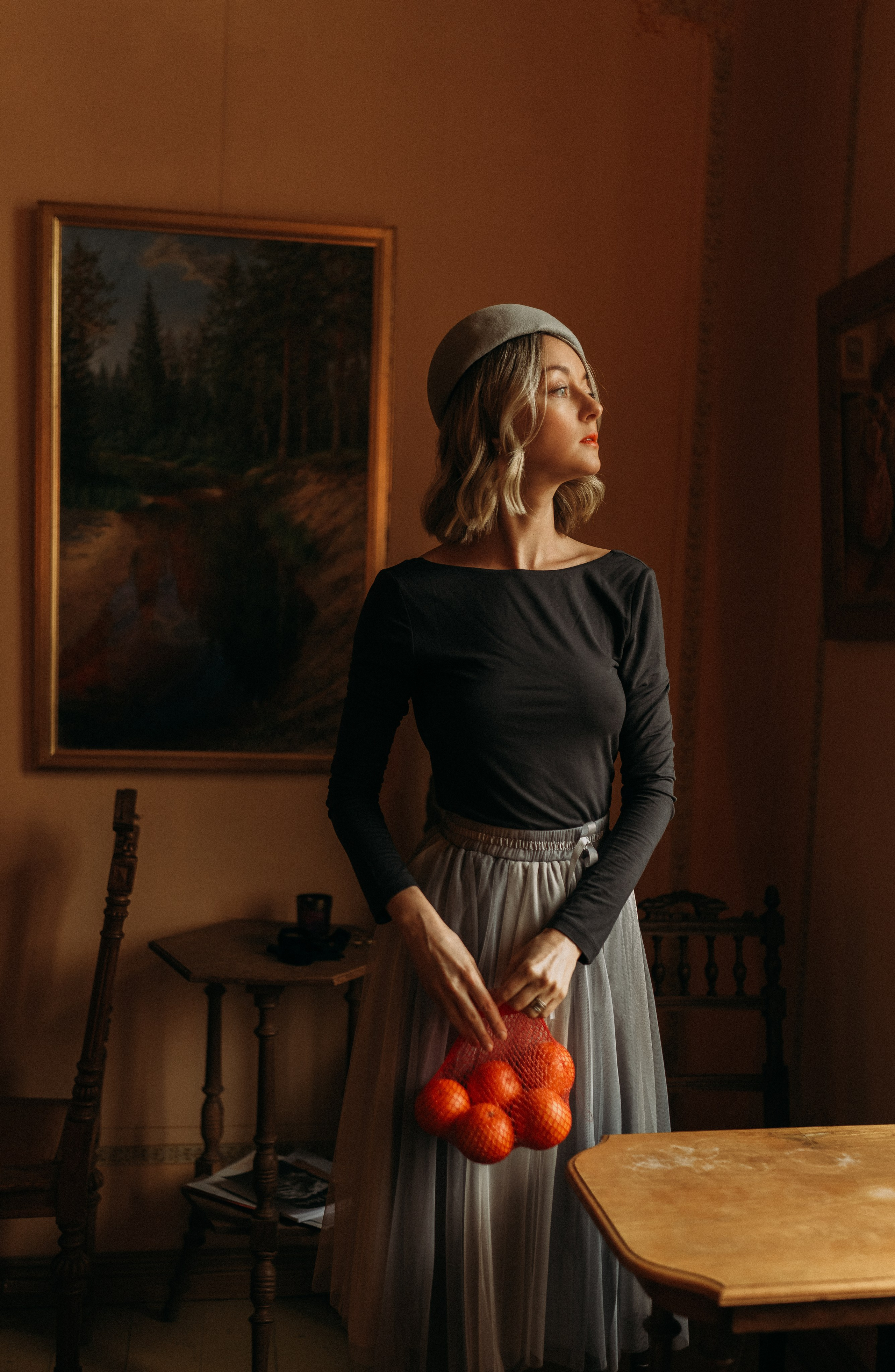 Woman phoshoot. Wedding and portrait photographer in Helsinki Vickan O