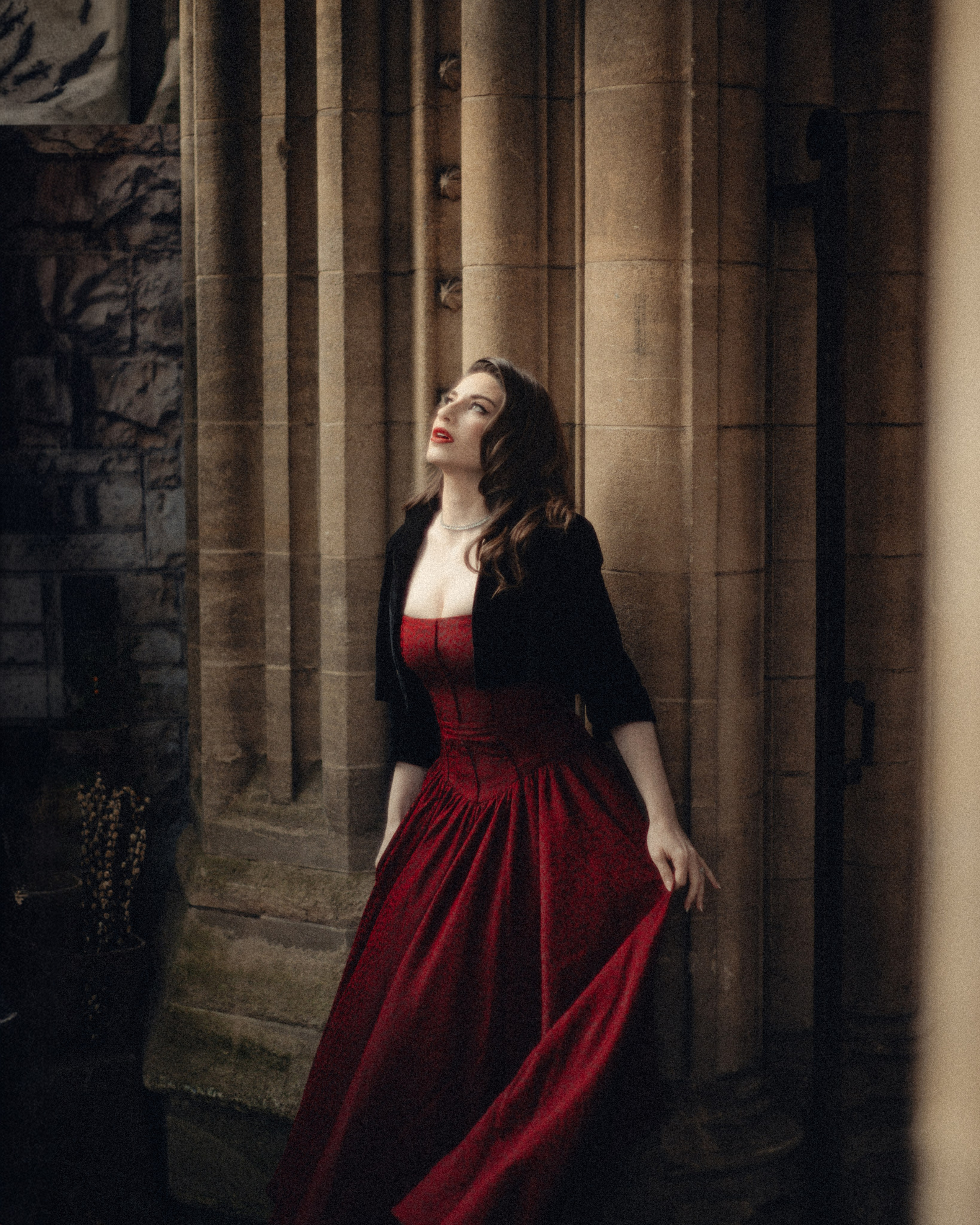 Autumn Vintage Photoshoot in London Kensington. Moth & Moss Photography