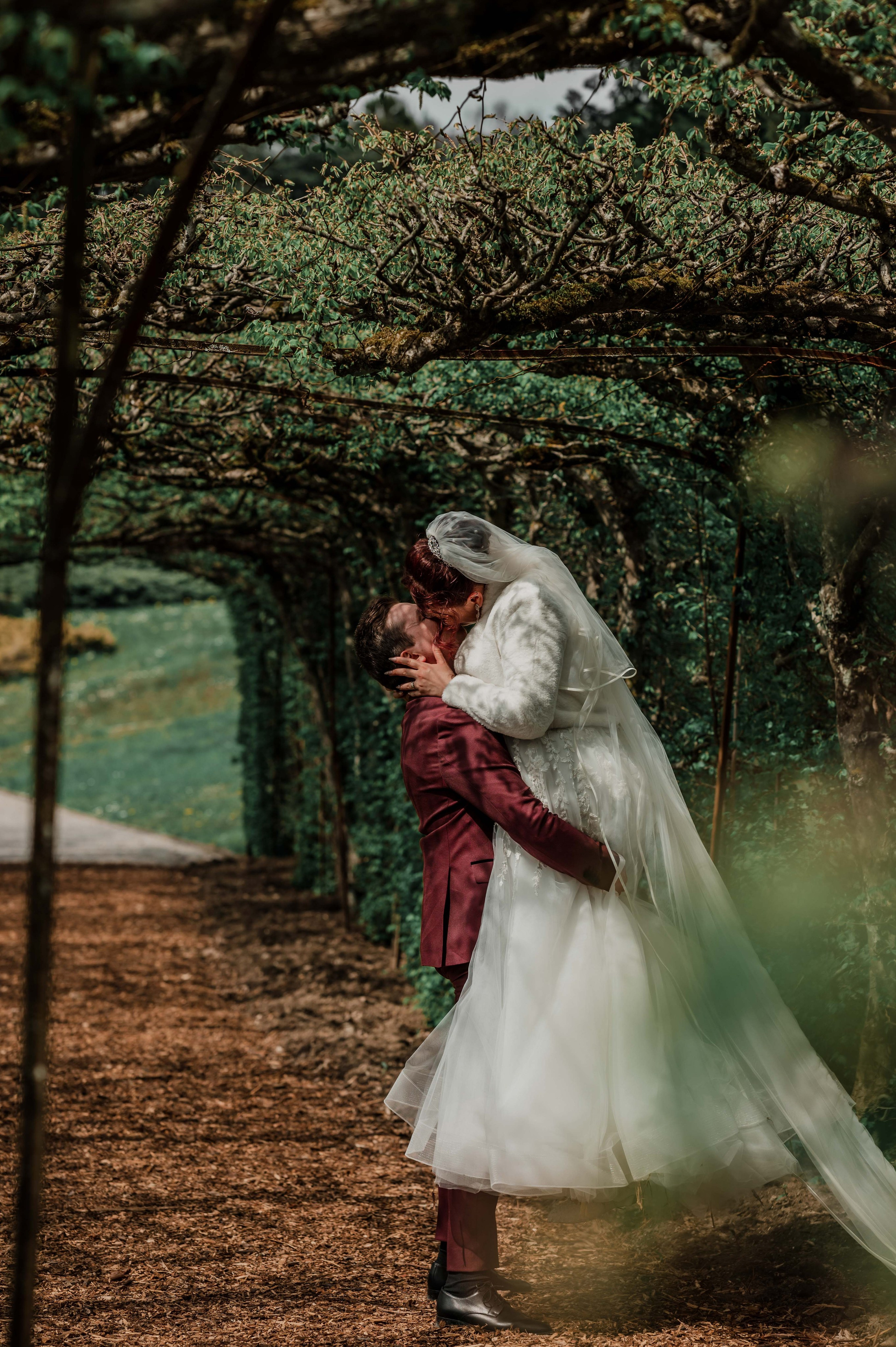 Hochzeit in Bern – Ella & Adrian. Authentische, emotionale, zeitlose Hochzeitsfotografie aus Albstadt