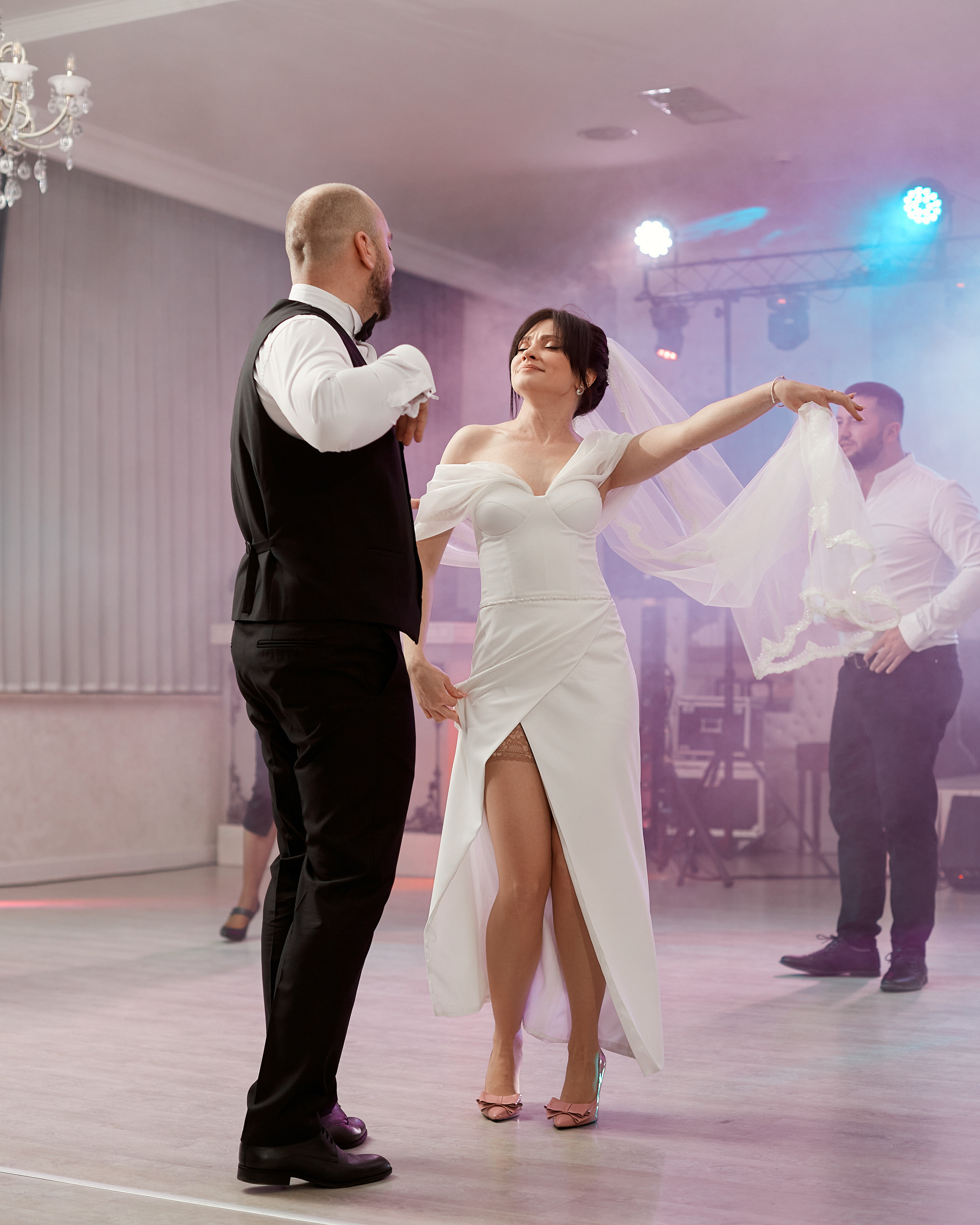 Богдан и Светлана. Дмитрий и Каролина Тофан