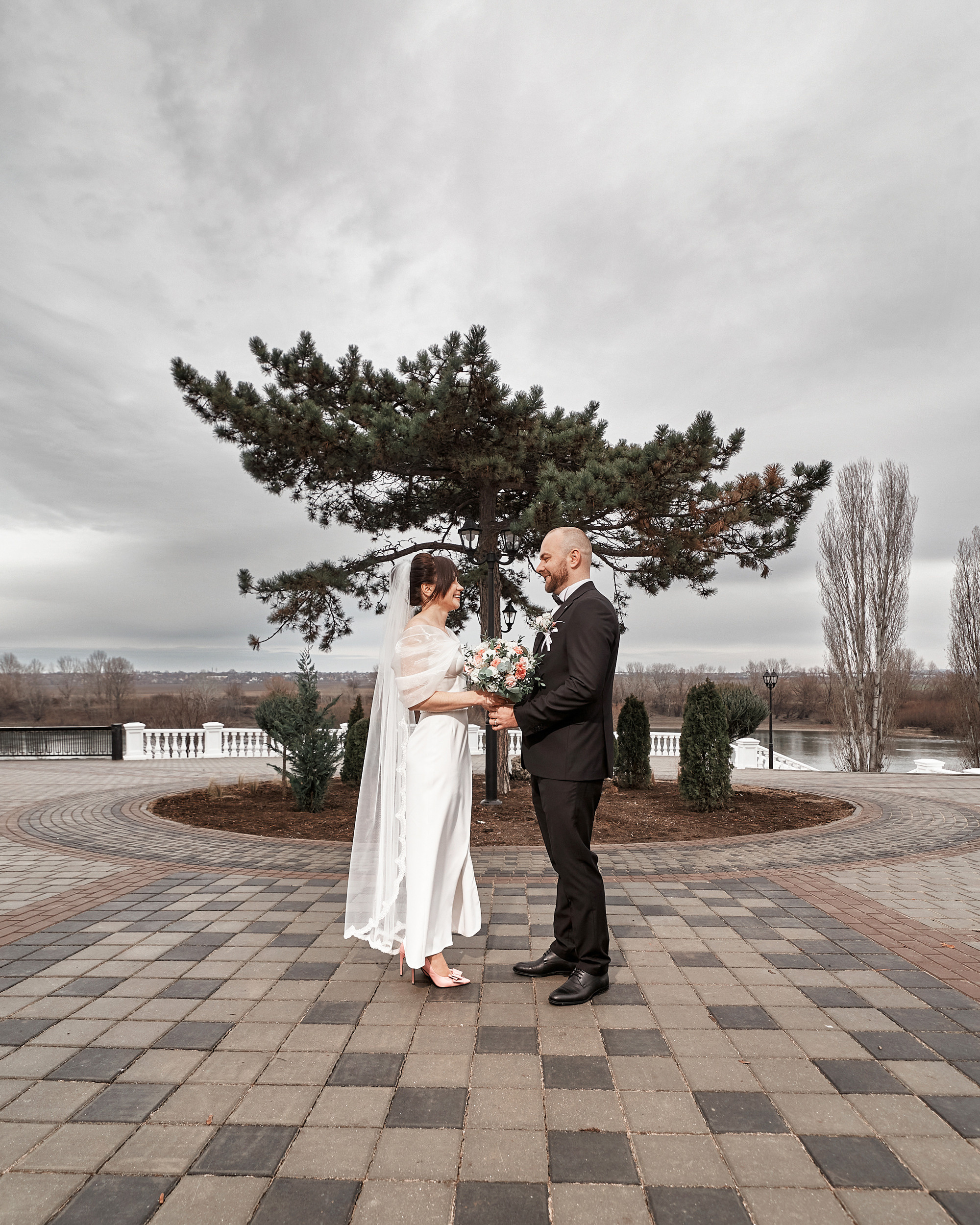 Богдан и Светлана. Дмитрий и Каролина Тофан