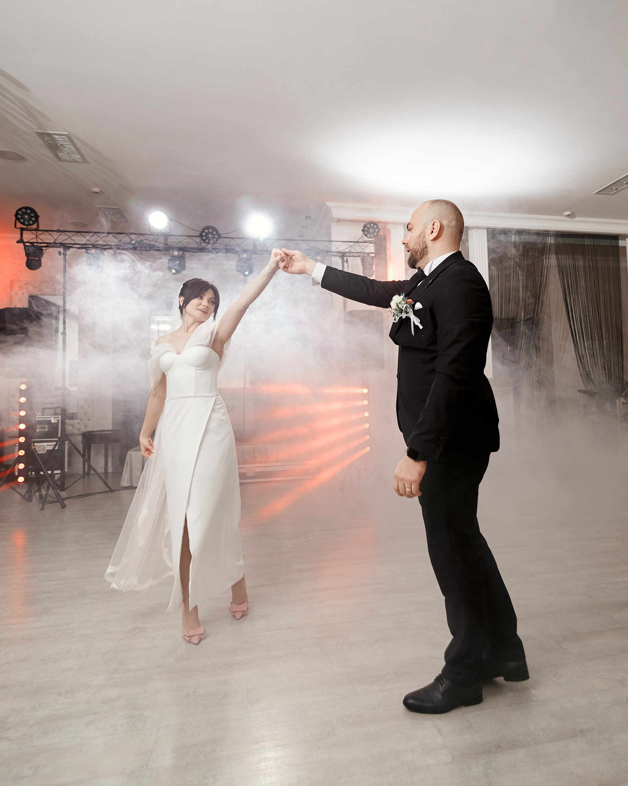 Богдан и Светлана. Дмитрий и Каролина Тофан