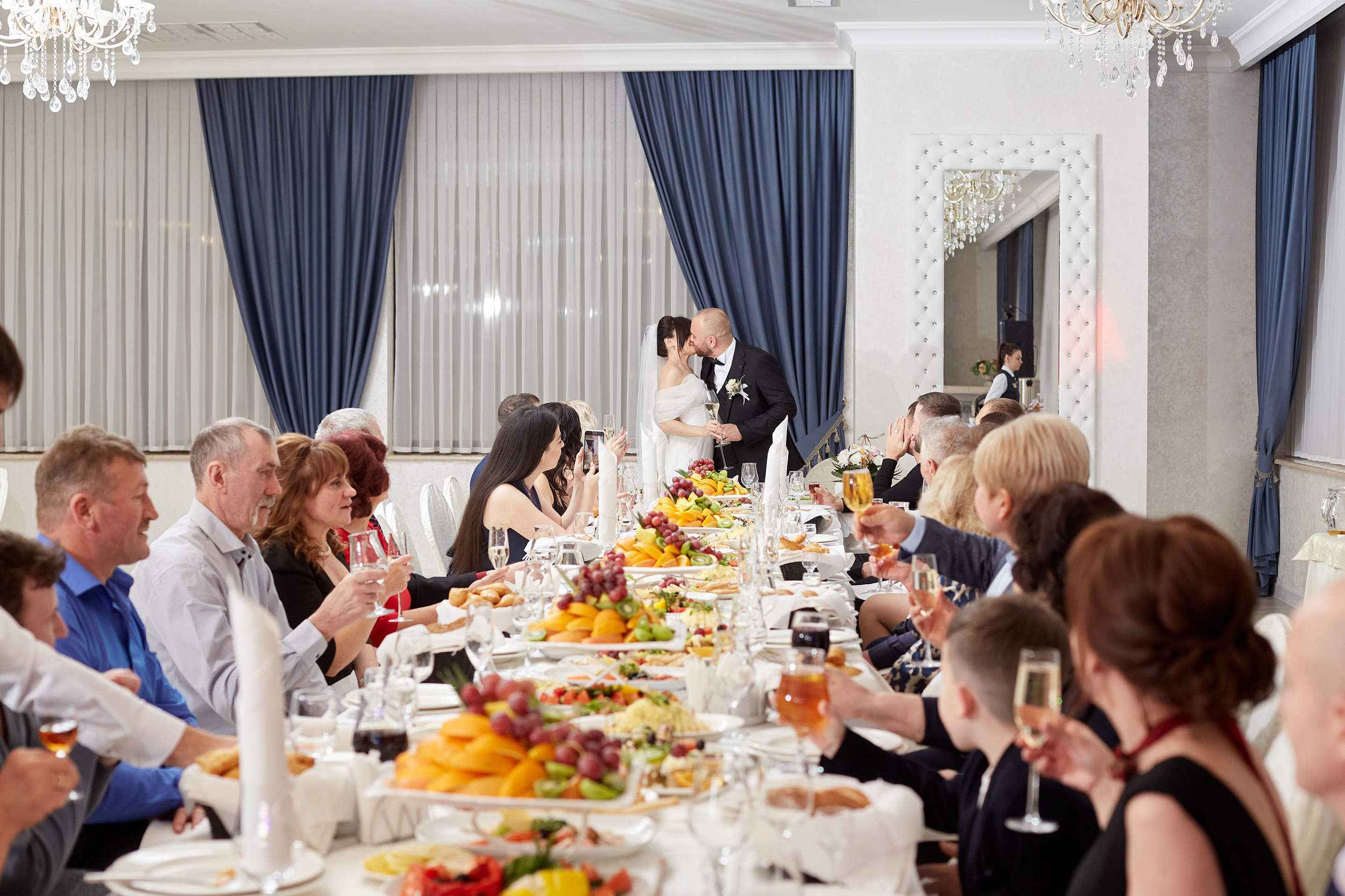 Богдан и Светлана. Дмитрий и Каролина Тофан