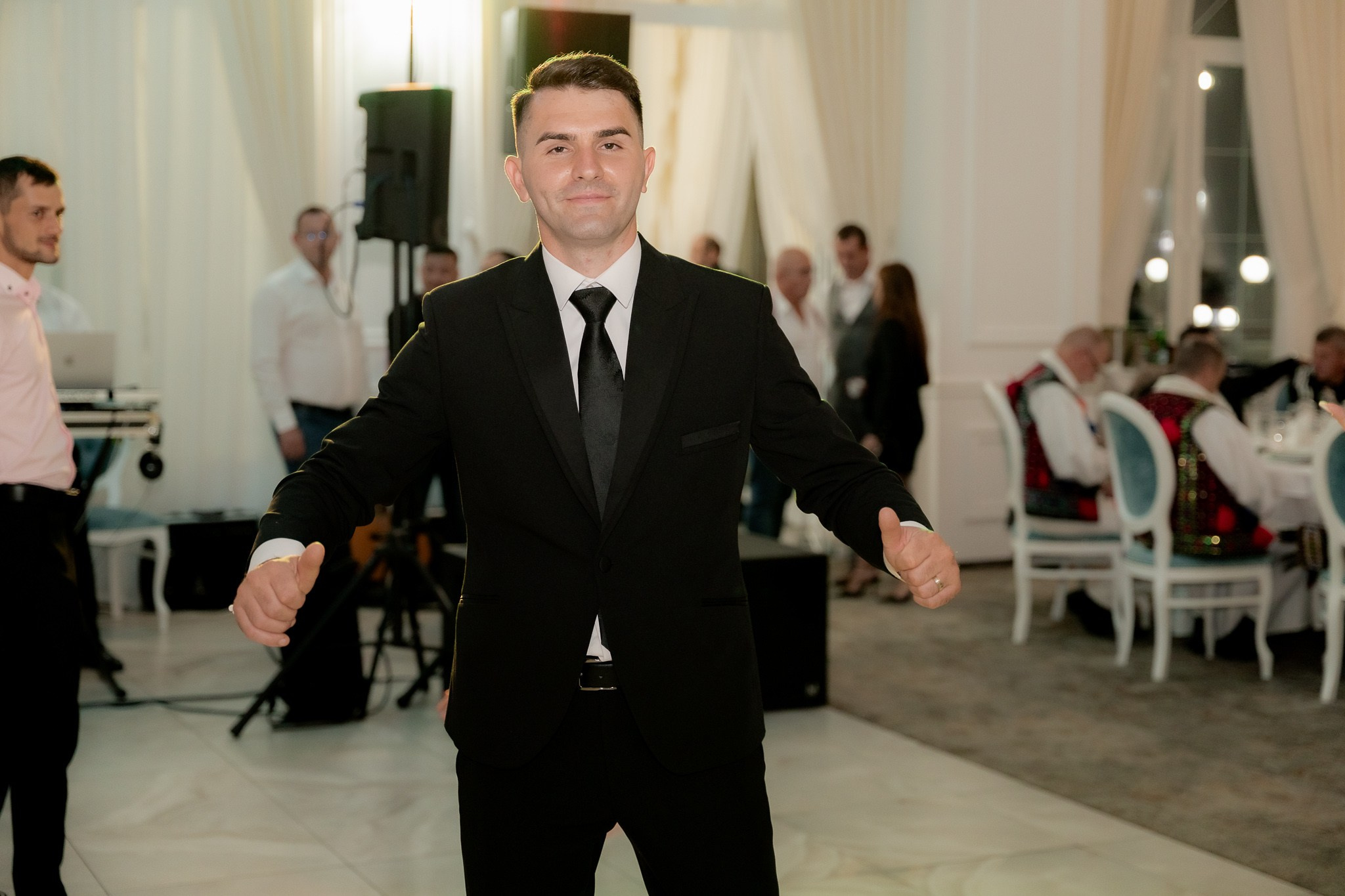 Rebeca & Laviniu. Dragosbaciuartphotographer