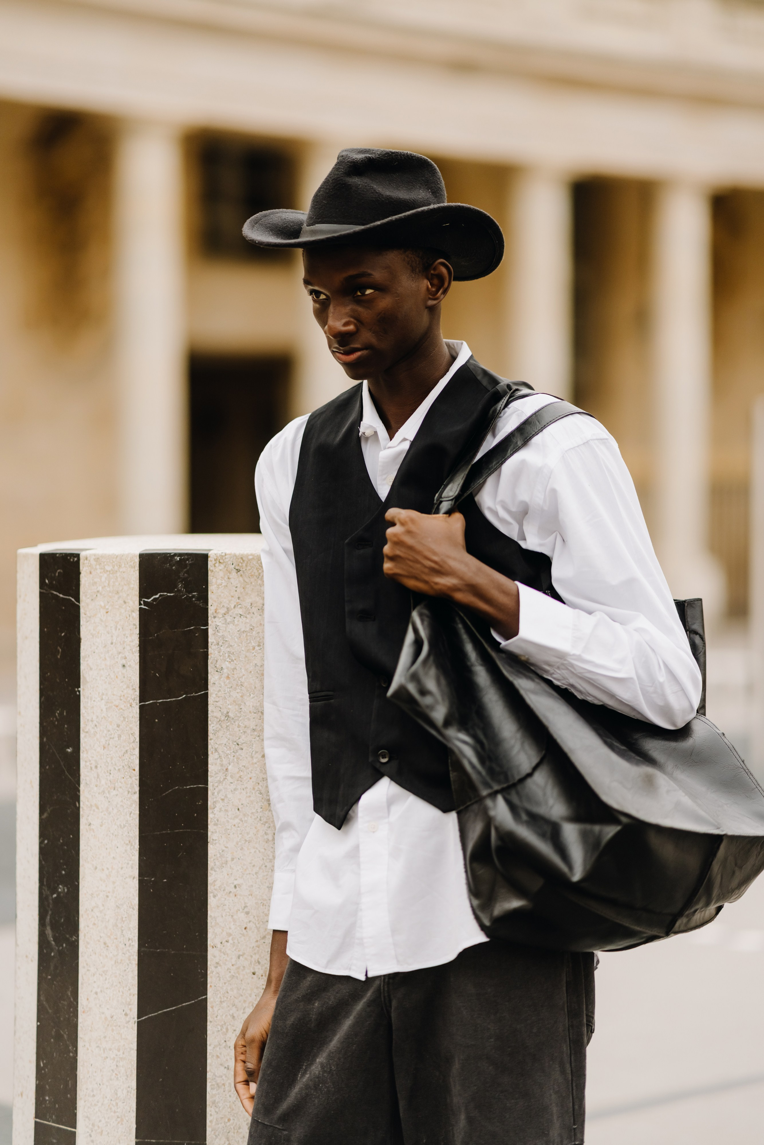 Street Editorial. Ilia Pisarenko — Fashion & Street Photographer in Paris