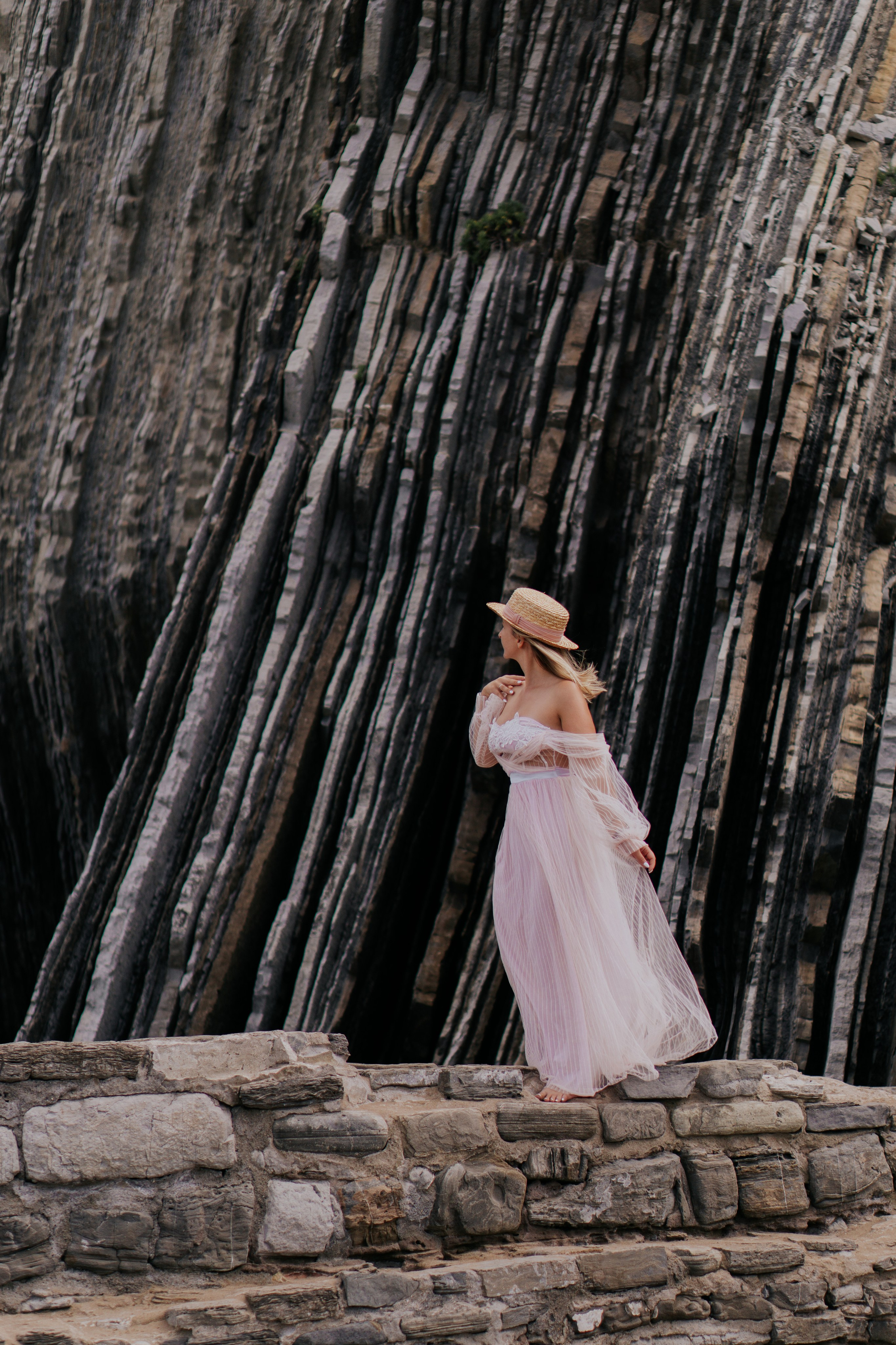 Barcelona Wow Dress Rental Luxury Photoshoot. DiaFoto — Wow Photographer in Barcelona | Premium Barcelona Photoshoot Experience