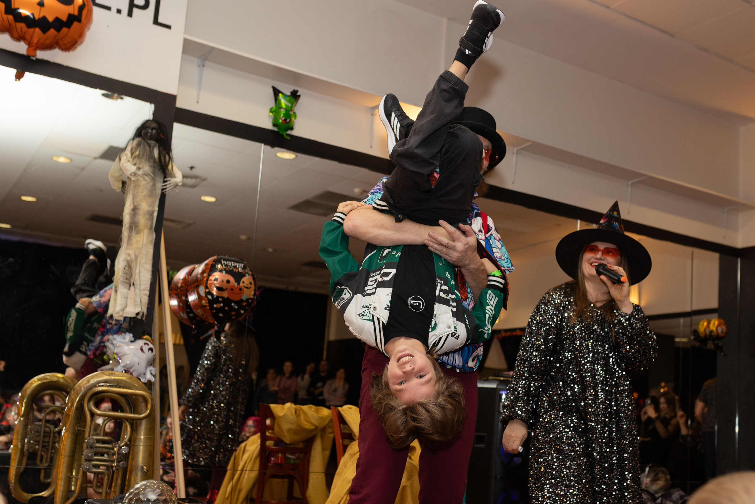 Leo dance studio Helloween 2025. Семейный и детский фотограф в Варшаве Мила Бобровская