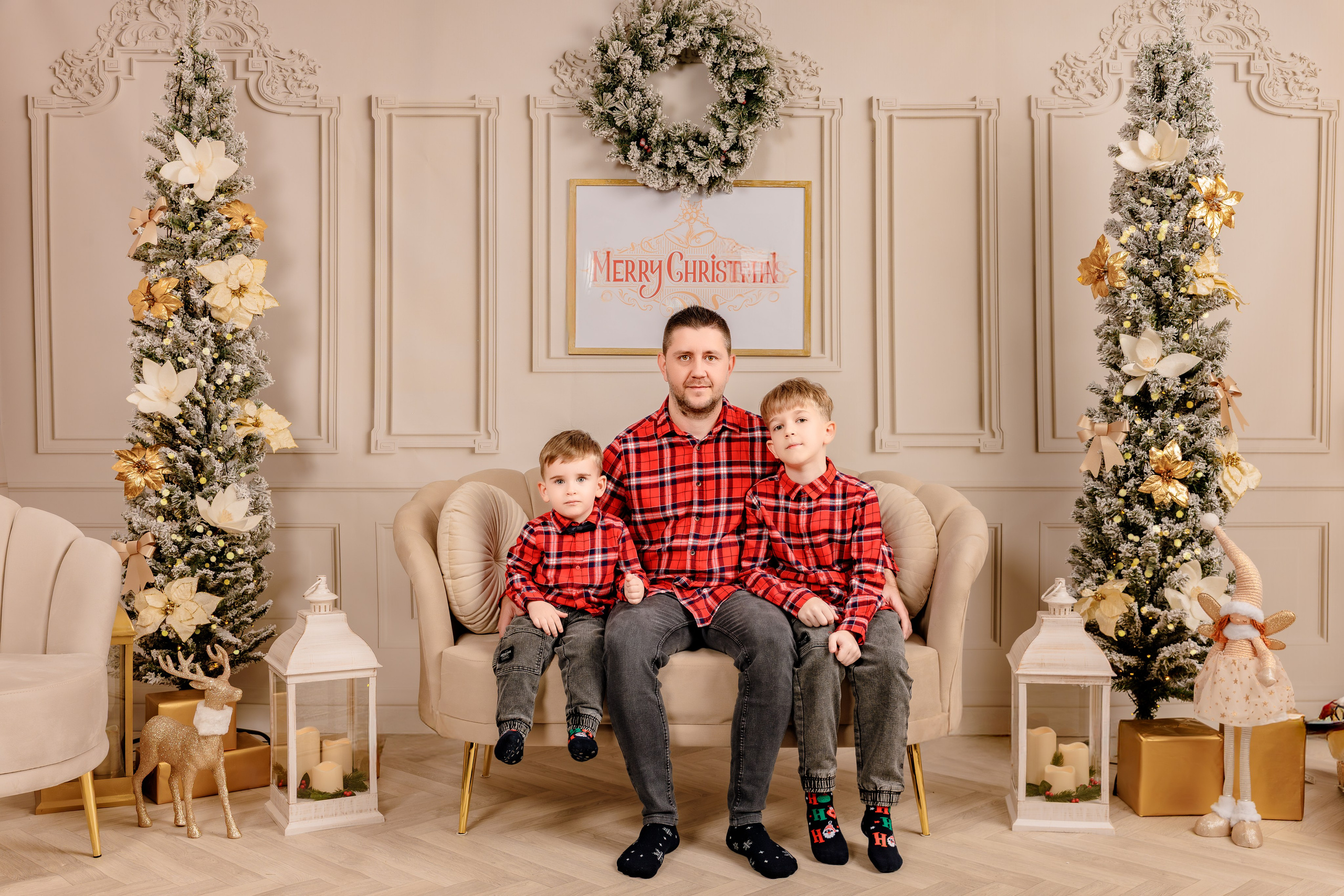 Sedinte foto craciun. Lucian Dedeu — Fotograf