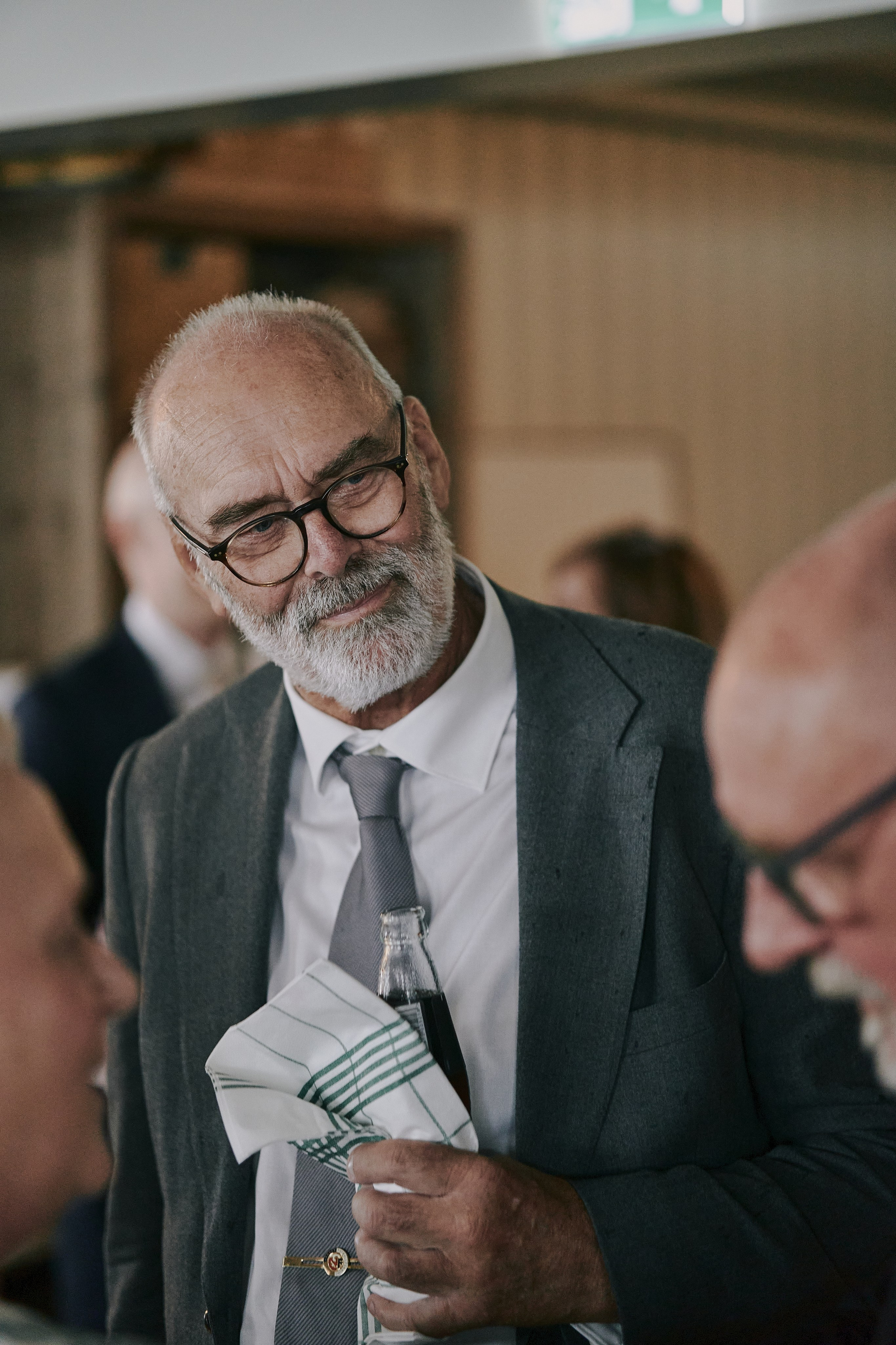 Fotografering bryllup. Bryllupsfotograf Oslo. Bryllupsfotograf i Oslo. André Korsak – candid og dokumentarisk fotograf