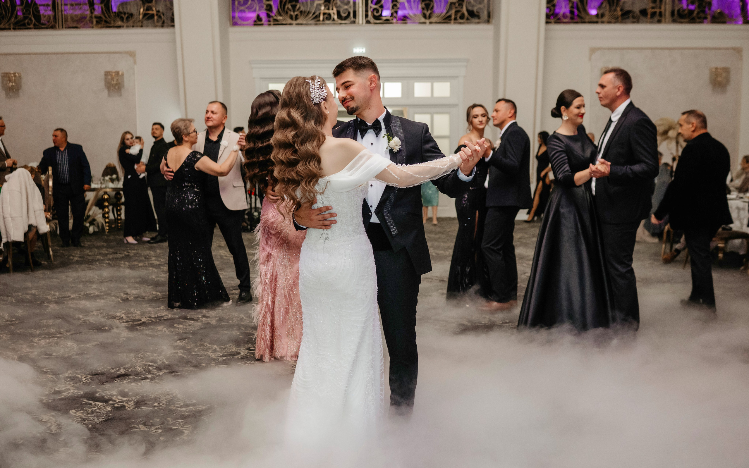 🤎 M a d a l i n a & A l e x - Wedding Day Preview. Wedding & Family Photographer