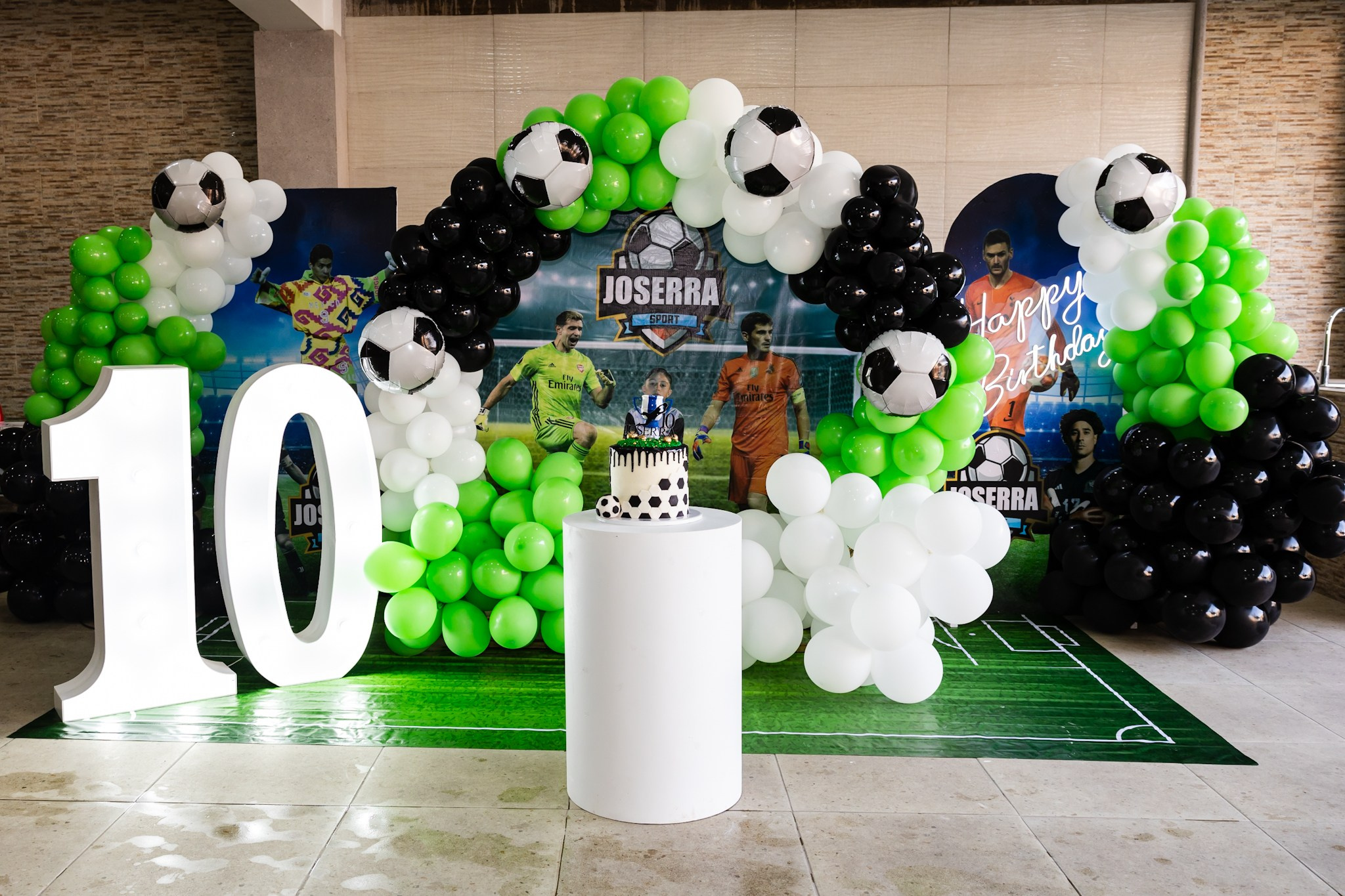 Children Birthday Party. Lifestyle a rodinná fotografka v Pisku Oxana Telupilova