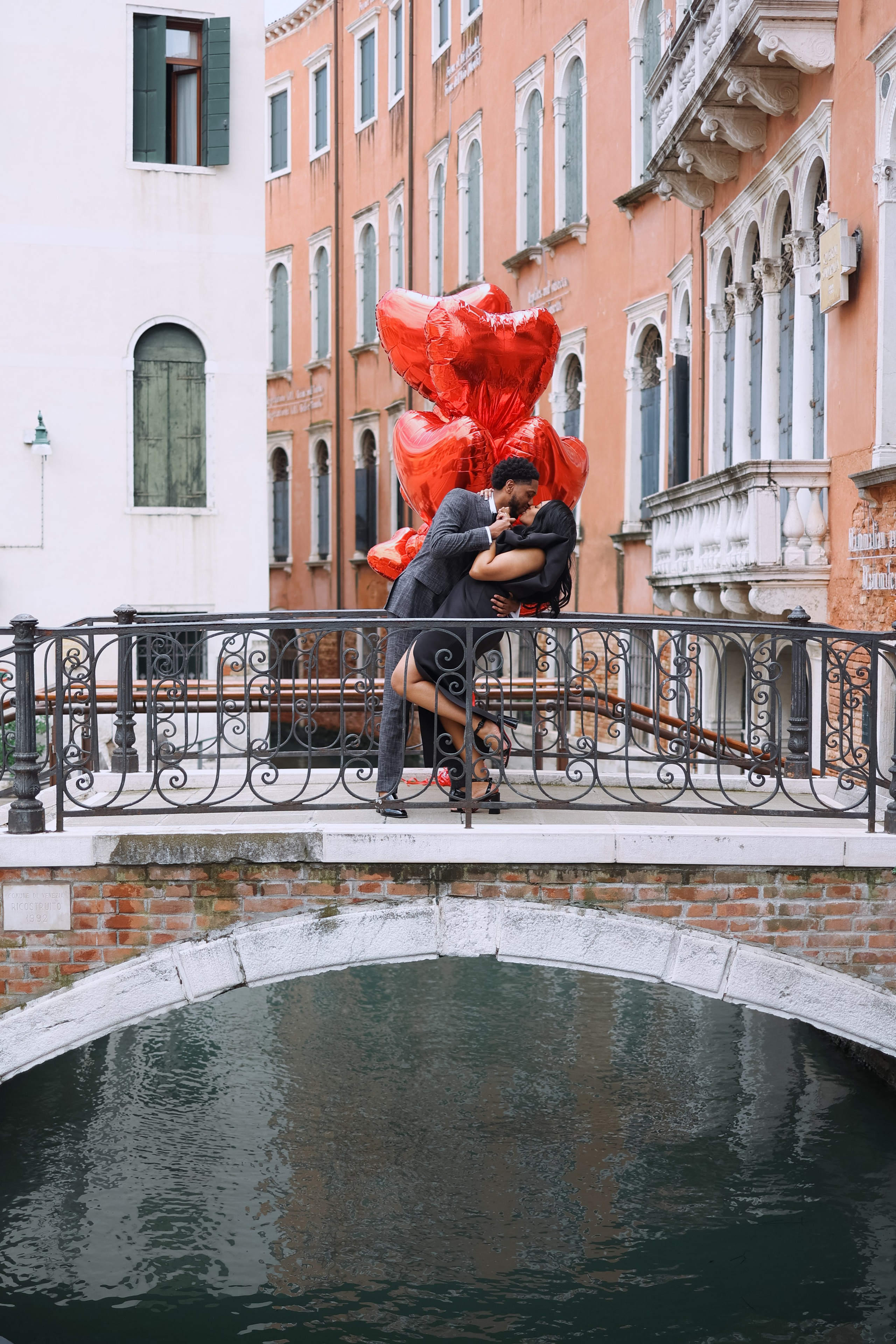 Engagement photo shoot in Venice