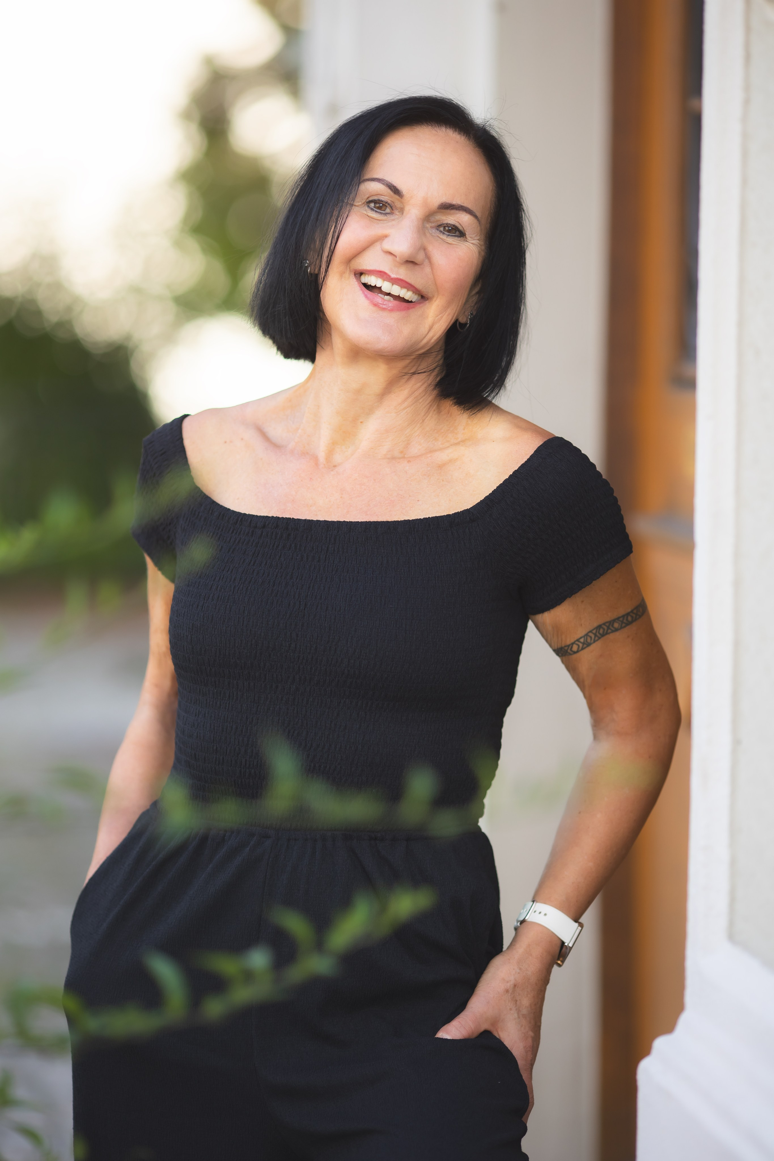 Frauenportrait Lindenberg, Frauenfotografie Allgäu, Portraitshooting Frauen Bayern, Professionelle Frauenportraits Lindenberg, Beautyshooting Frauen Allgäu, Outdoor Frauenportrait Bayern, Studio Frauenfotografie Lindenberg, Porträtfotografie Allgäu, Einzelportrait Frauen Bayern, Lifestyle Frauenfotografie Lindenberg