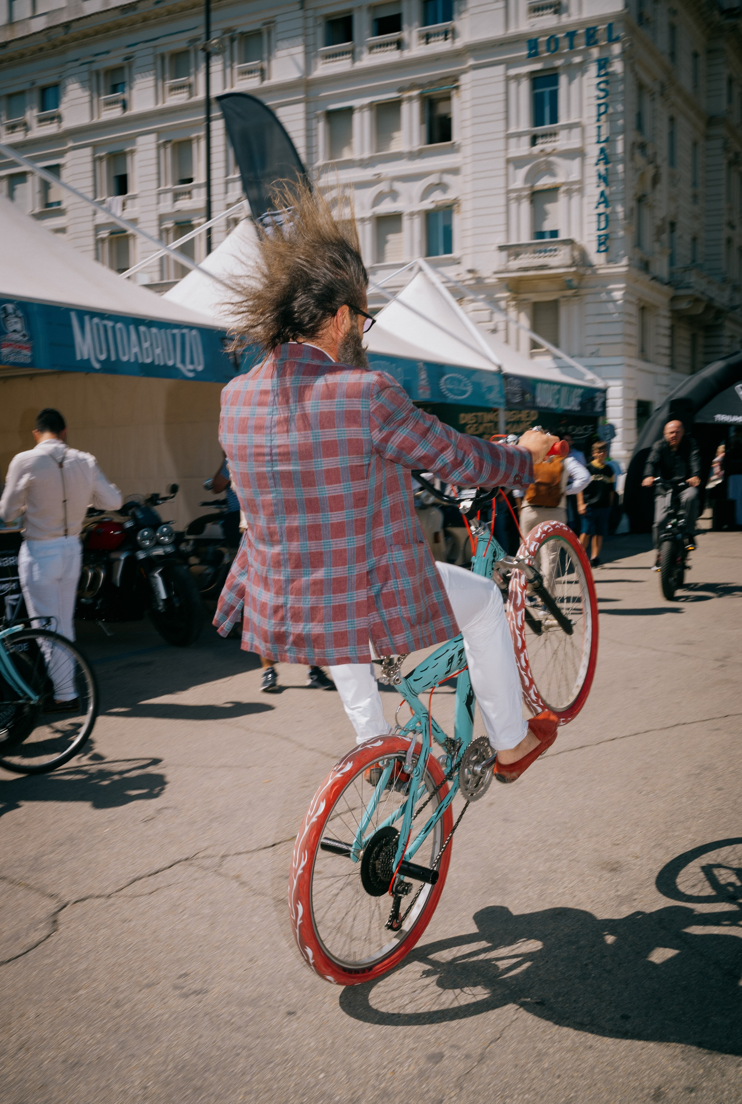 Distinguished Gentleman's Ride 2024. Photographer Iuliia Gladkikh, Italy, Abruzzo