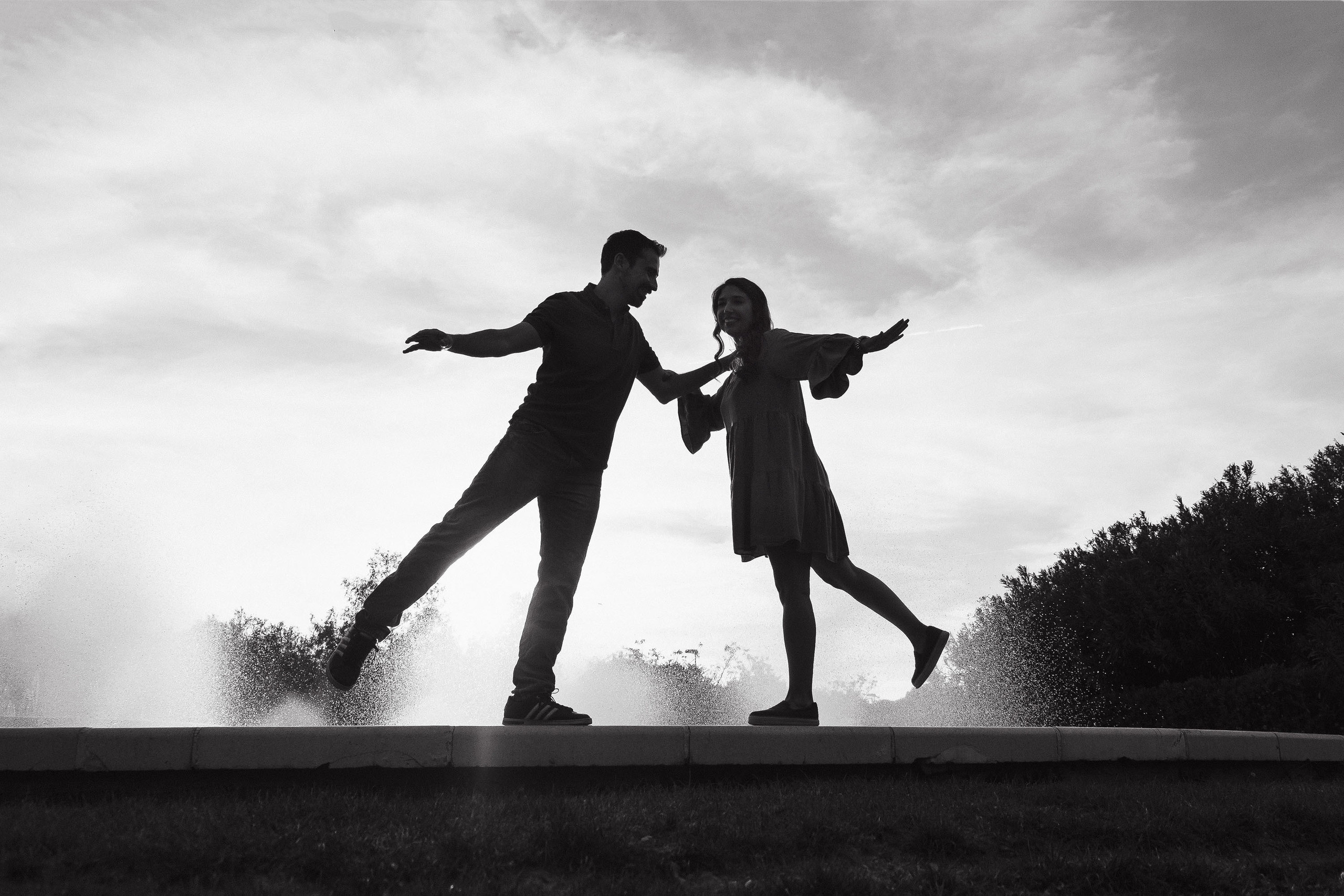 Preboda Parque Grande José Antonio Labordeta / Fotografo Zaragoza. PIXLOVE - Fotógrafos de bodas Huesca Pirineos Zaragoza