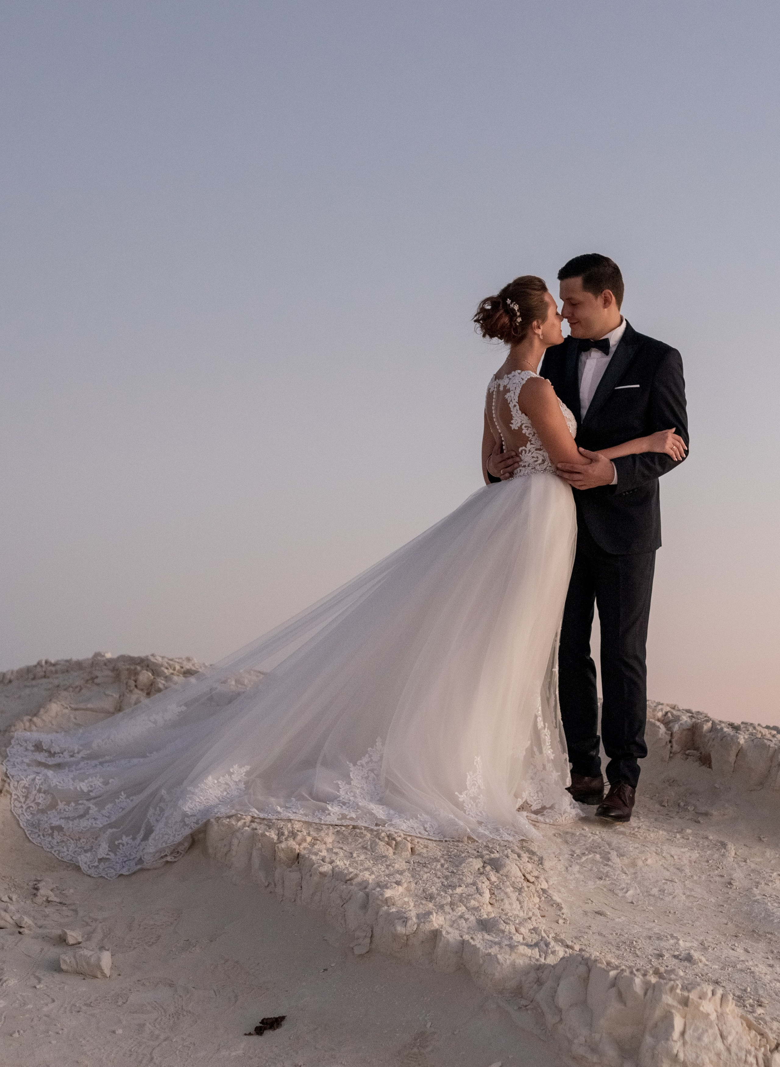 Wedding Highlights. Destination Bruiloft Fotograaf in Nederland en Europa - Tina Yalova