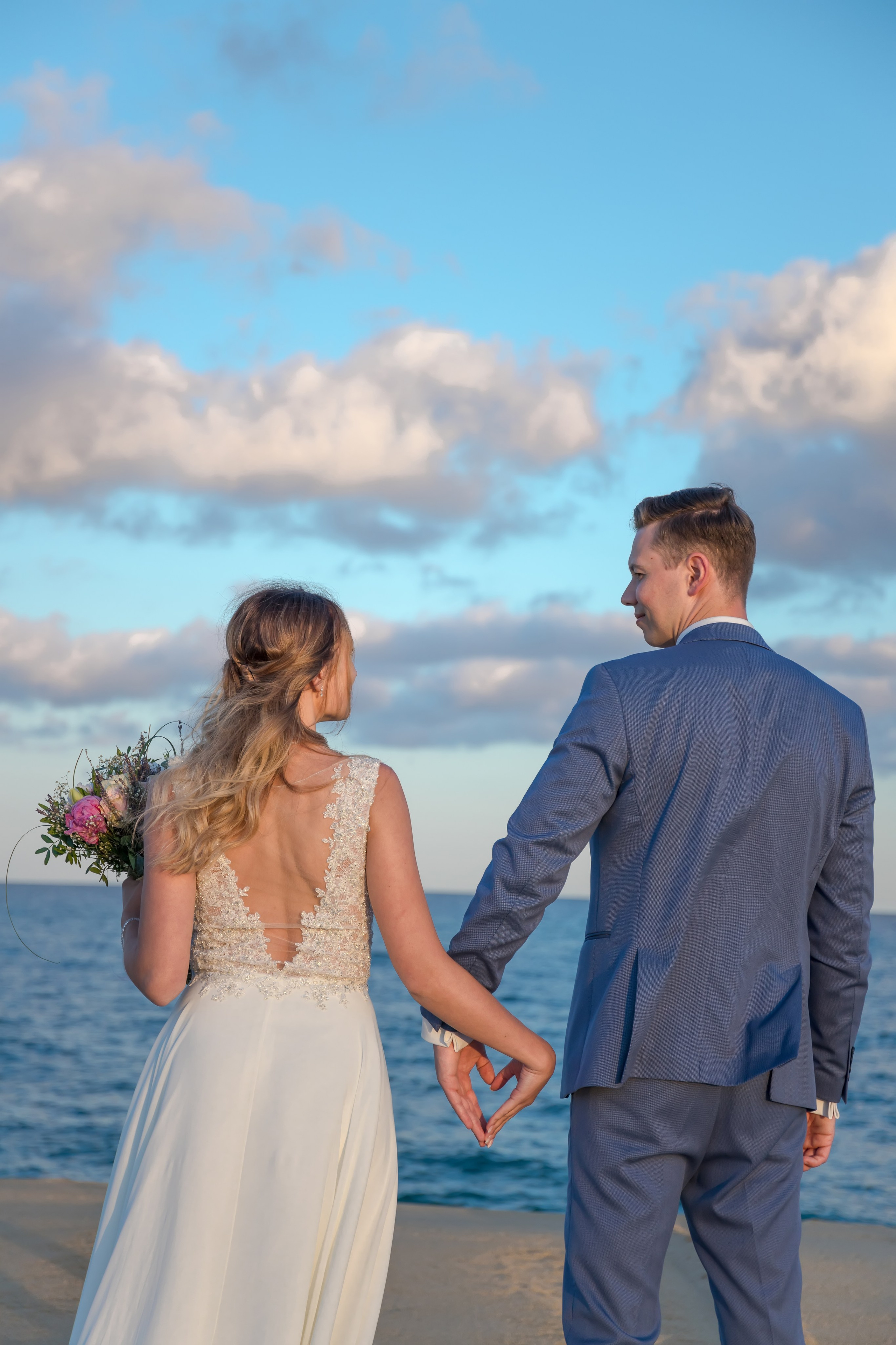 Hochzeitsfotograf Deutschland – Emotionale Fotos. Fotograf Sergej Nevelskij in Dortmund — Emotionale Hochzeitsfilme, Immobilienaufnahmen & individuelle Fotobücher