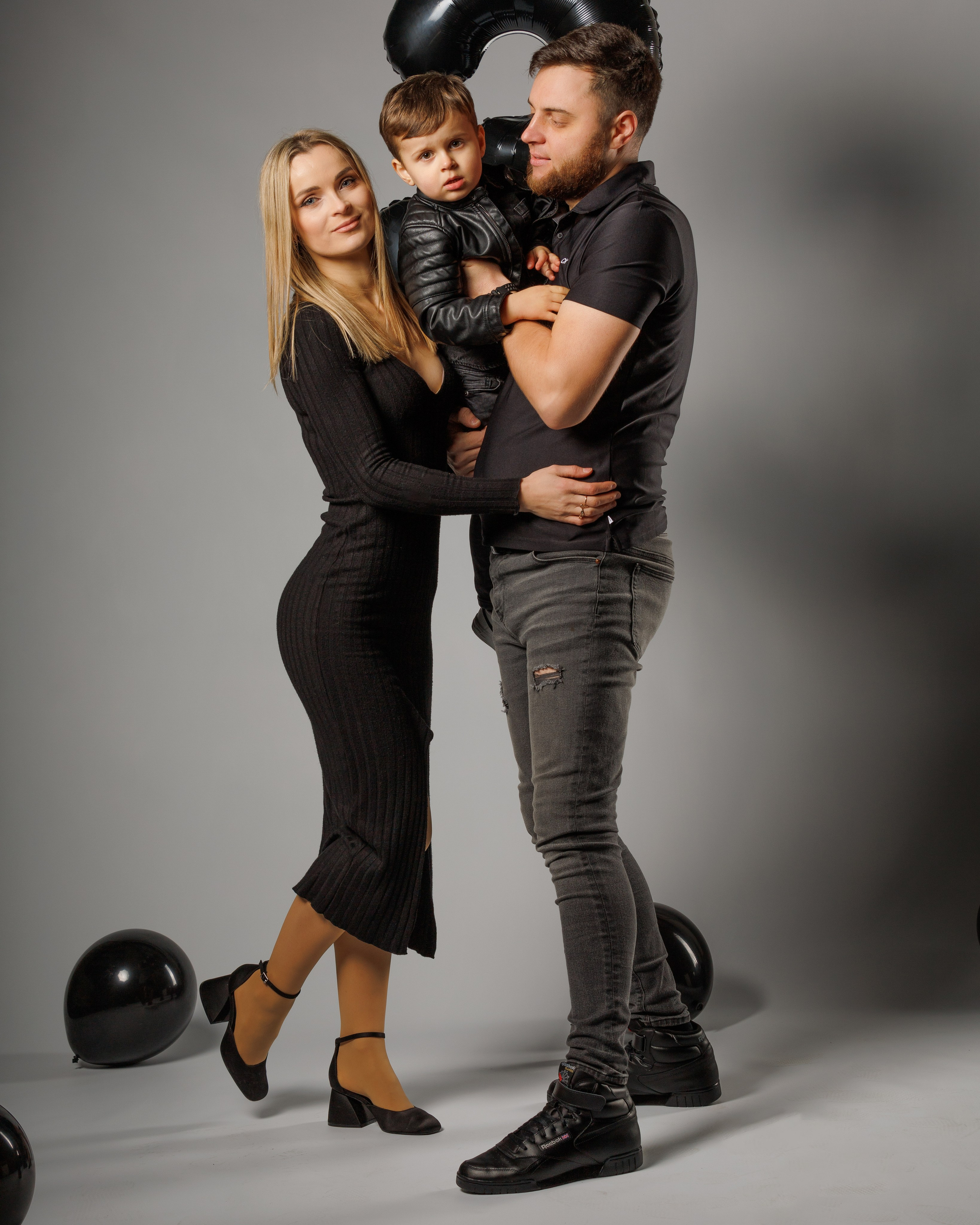 ValStudio. Https://valphoto.wfolio.pro/