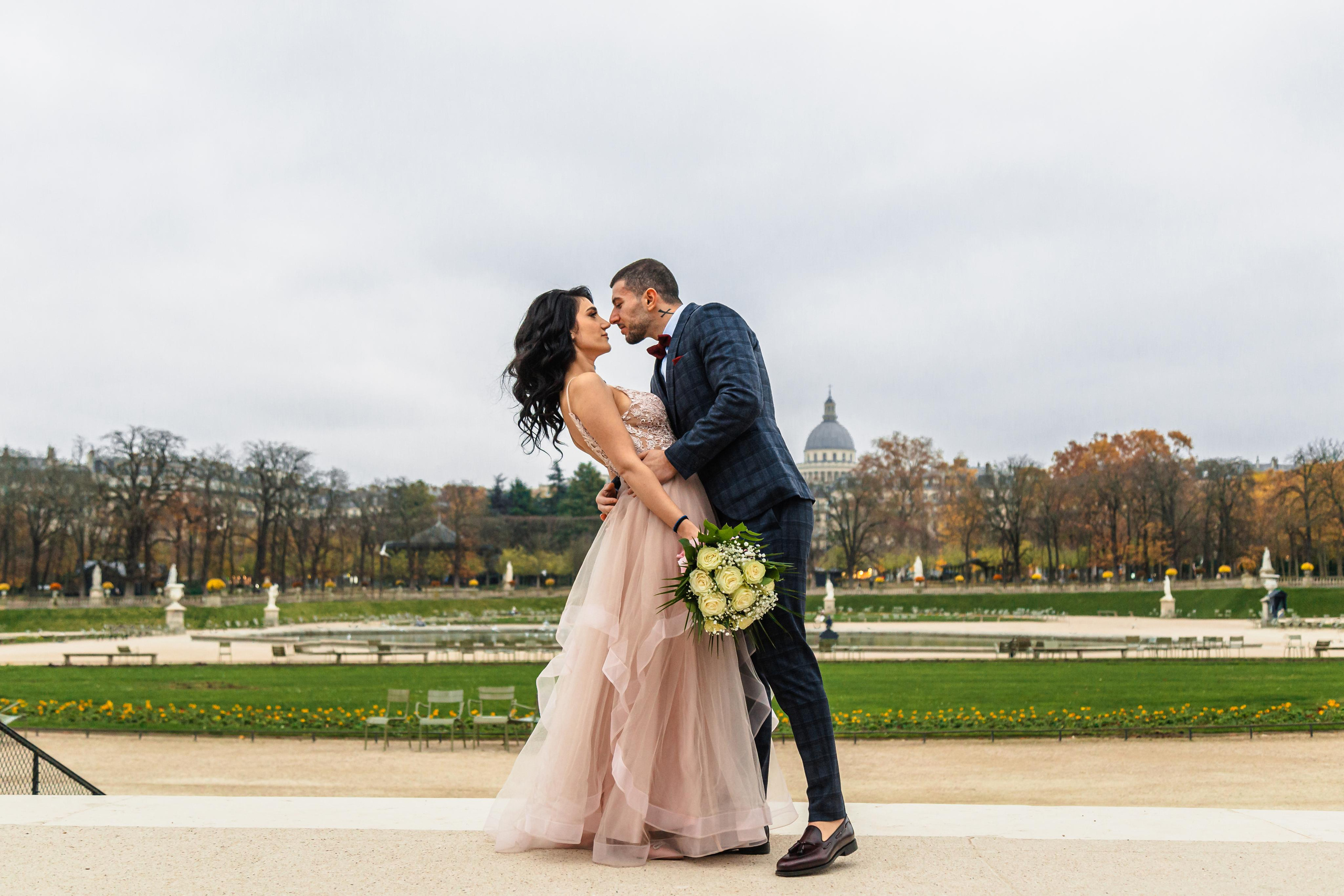 Ashot et Siranush. Photographer in Paris — Vitalii Motruk