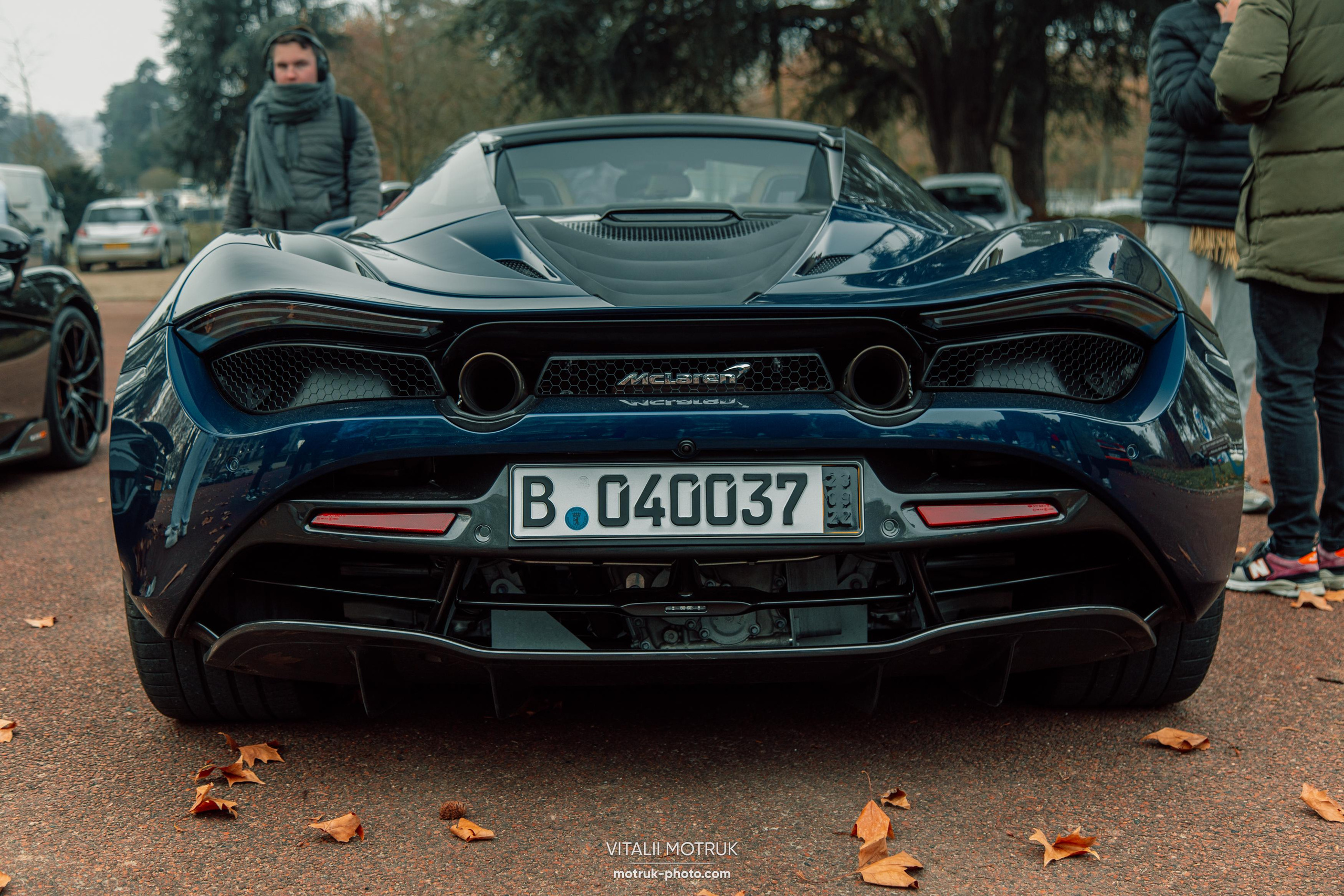 Rassemblement a l’Auteuil. Photographer in Paris — Vitalii Motruk
